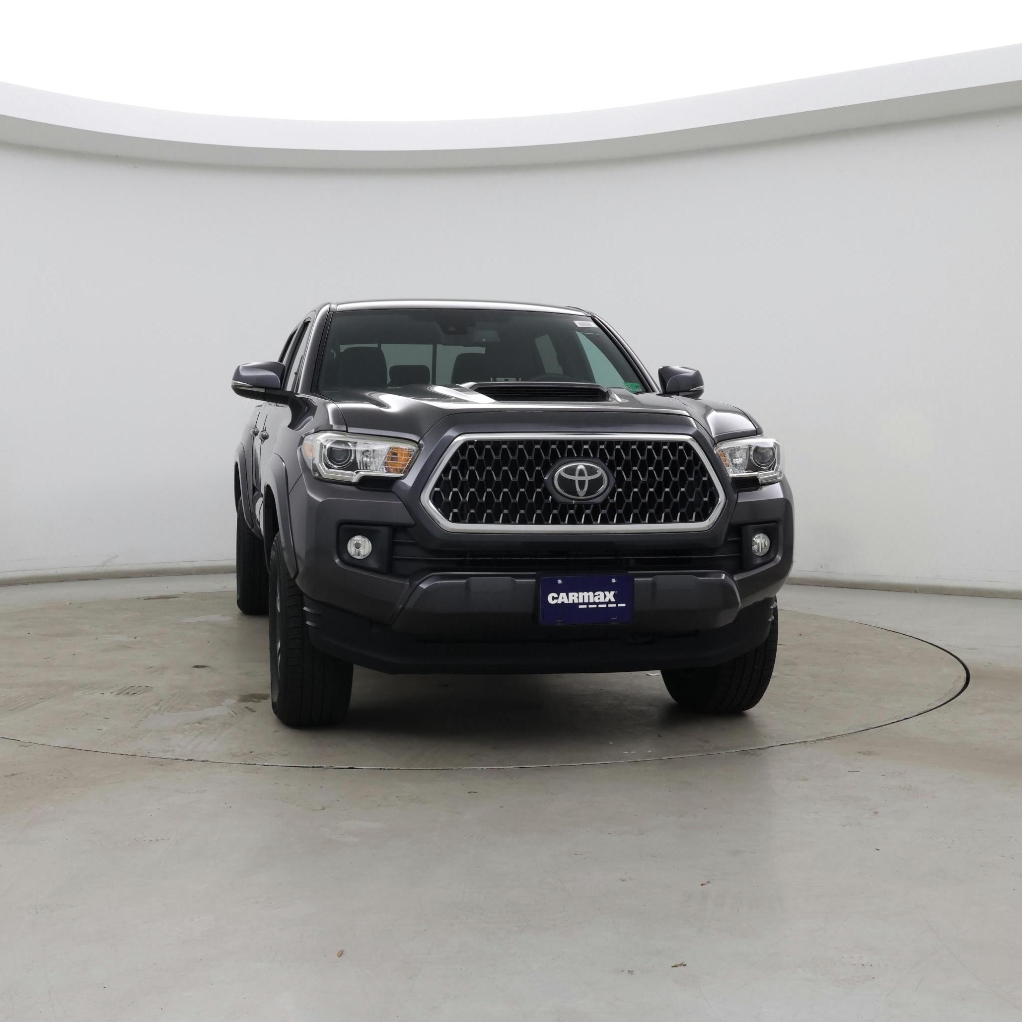 Thumbnail: 2019 Toyota Tacoma - 5
