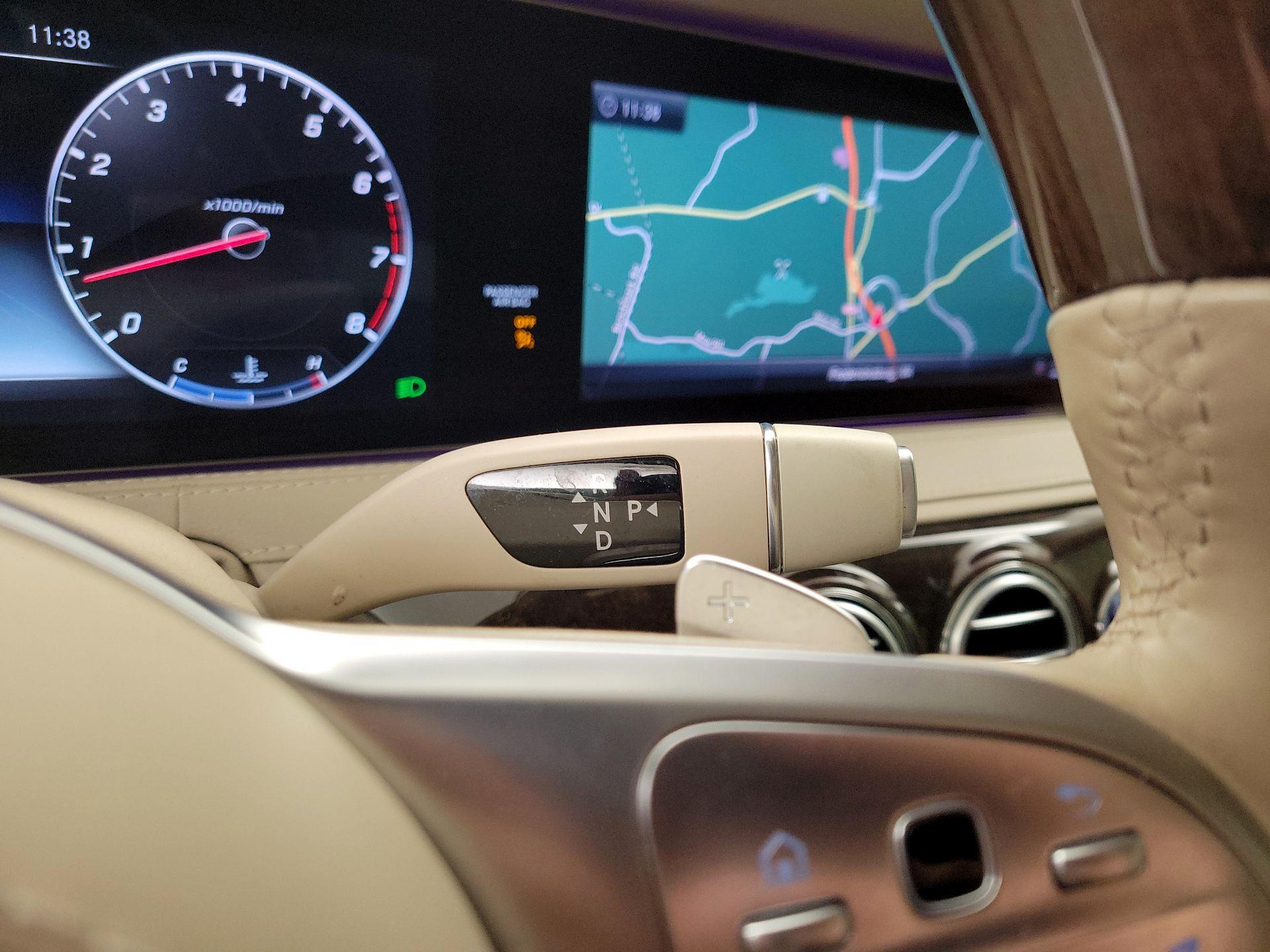 Thumbnail: 2018 Mercedes-Benz S-Class - 18