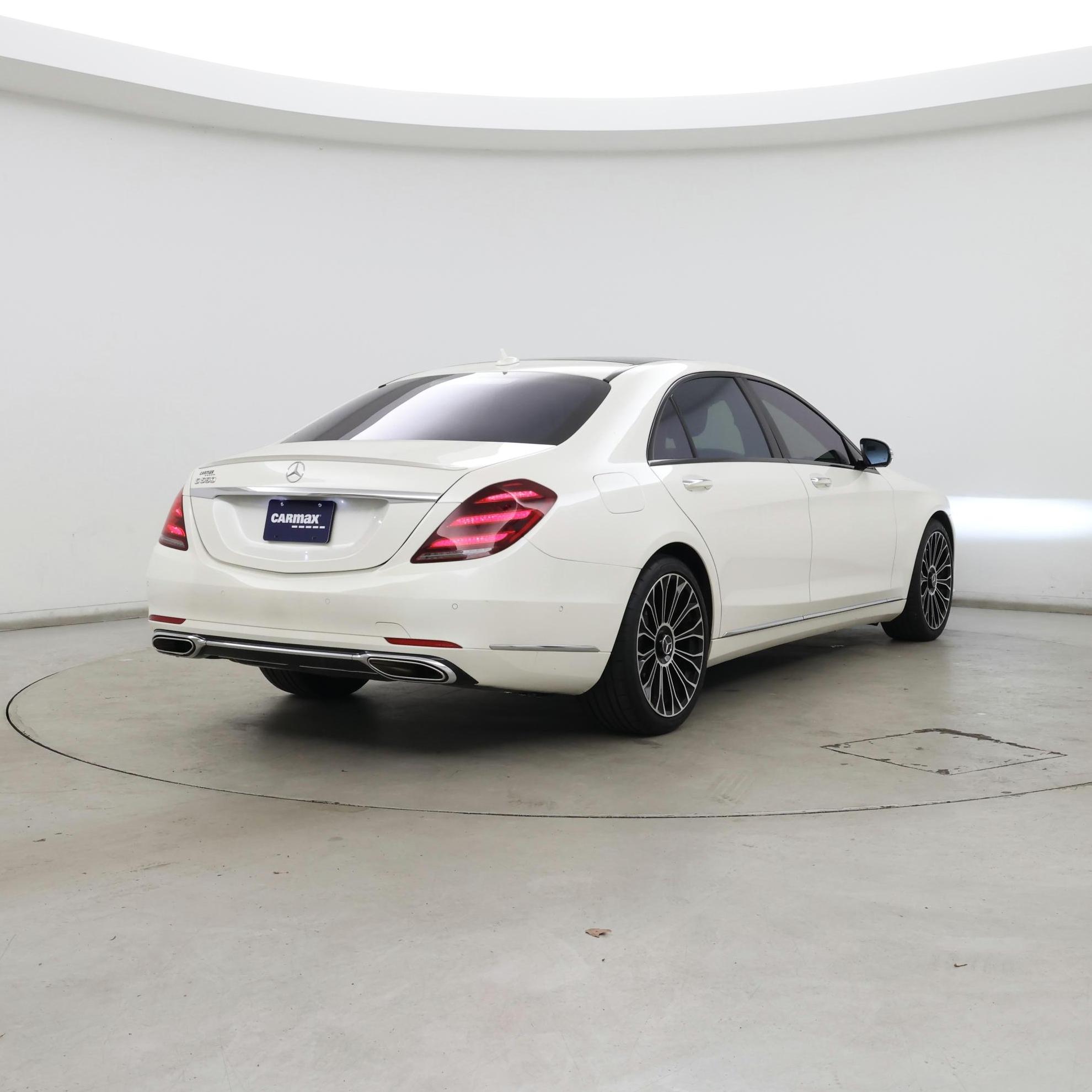 Thumbnail: 2018 Mercedes-Benz S-Class - 8