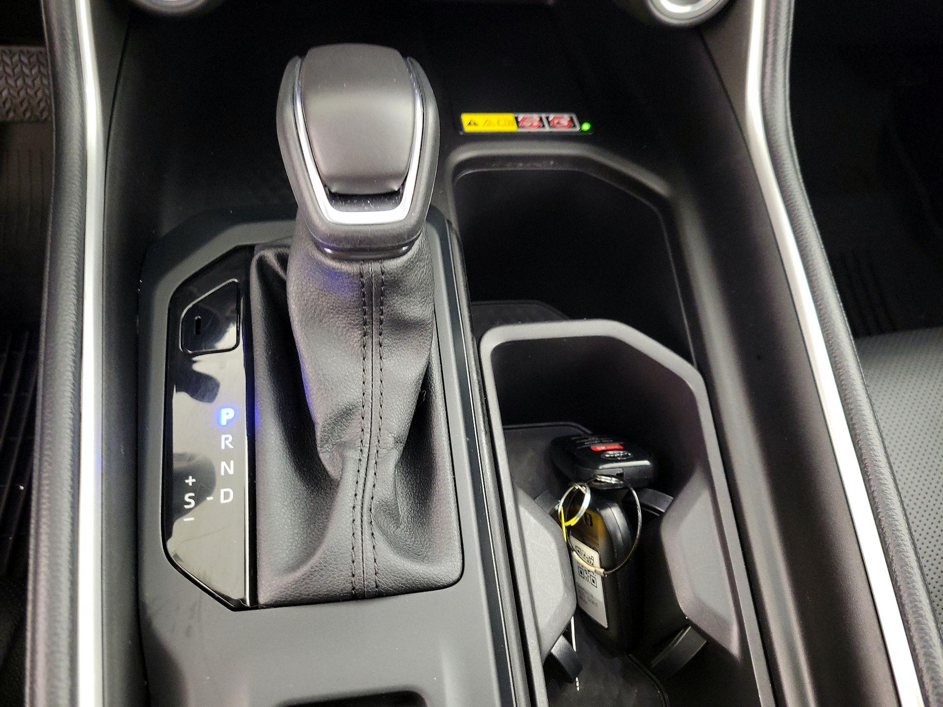 Thumbnail: 2025 Toyota Highlander - 17