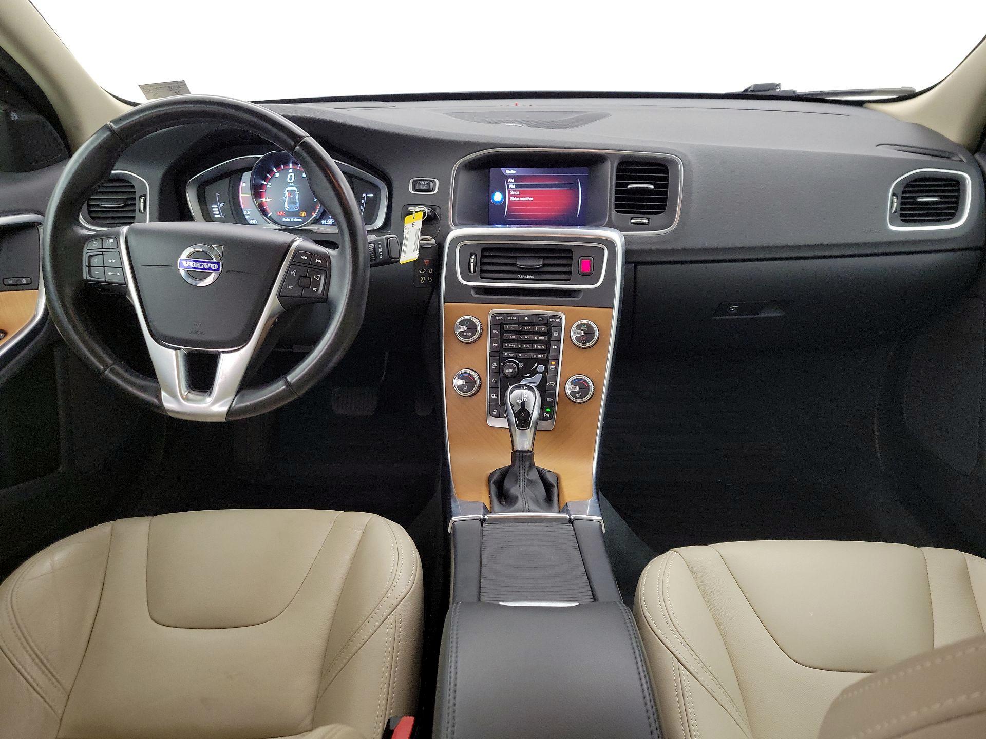 Thumbnail: 2018 Volvo S60 - 9