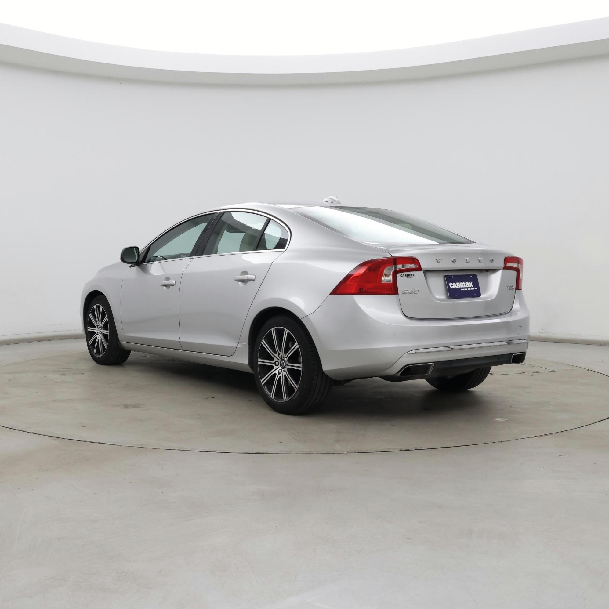 Thumbnail: 2018 Volvo S60 - 2