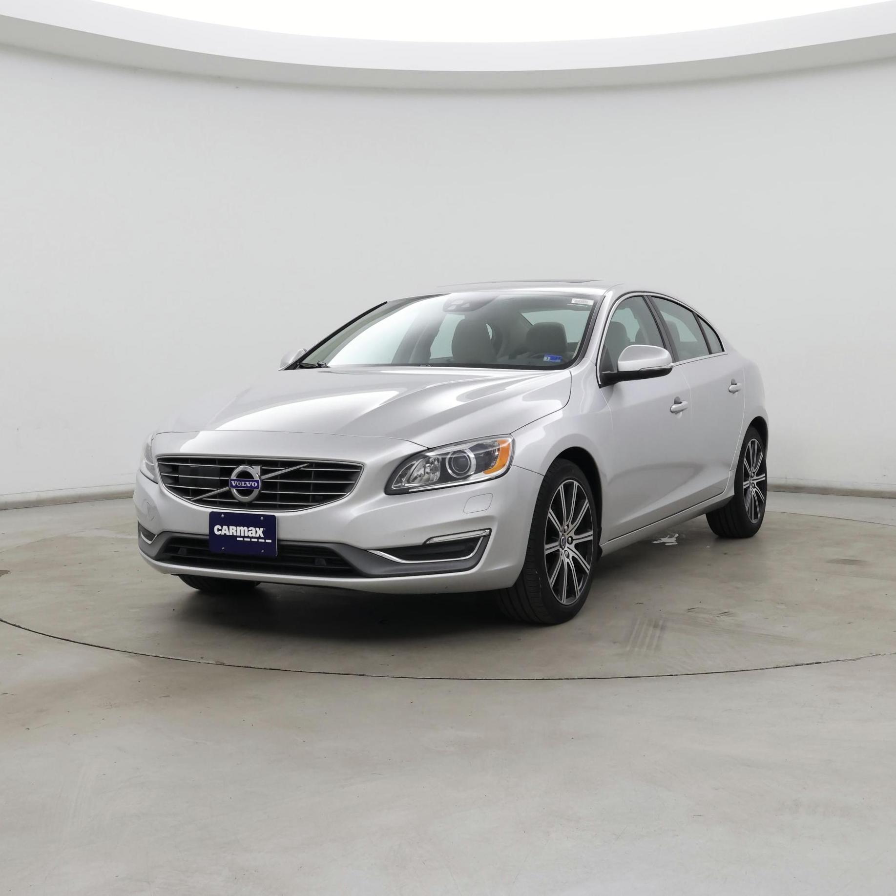Thumbnail: 2018 Volvo S60 - 4