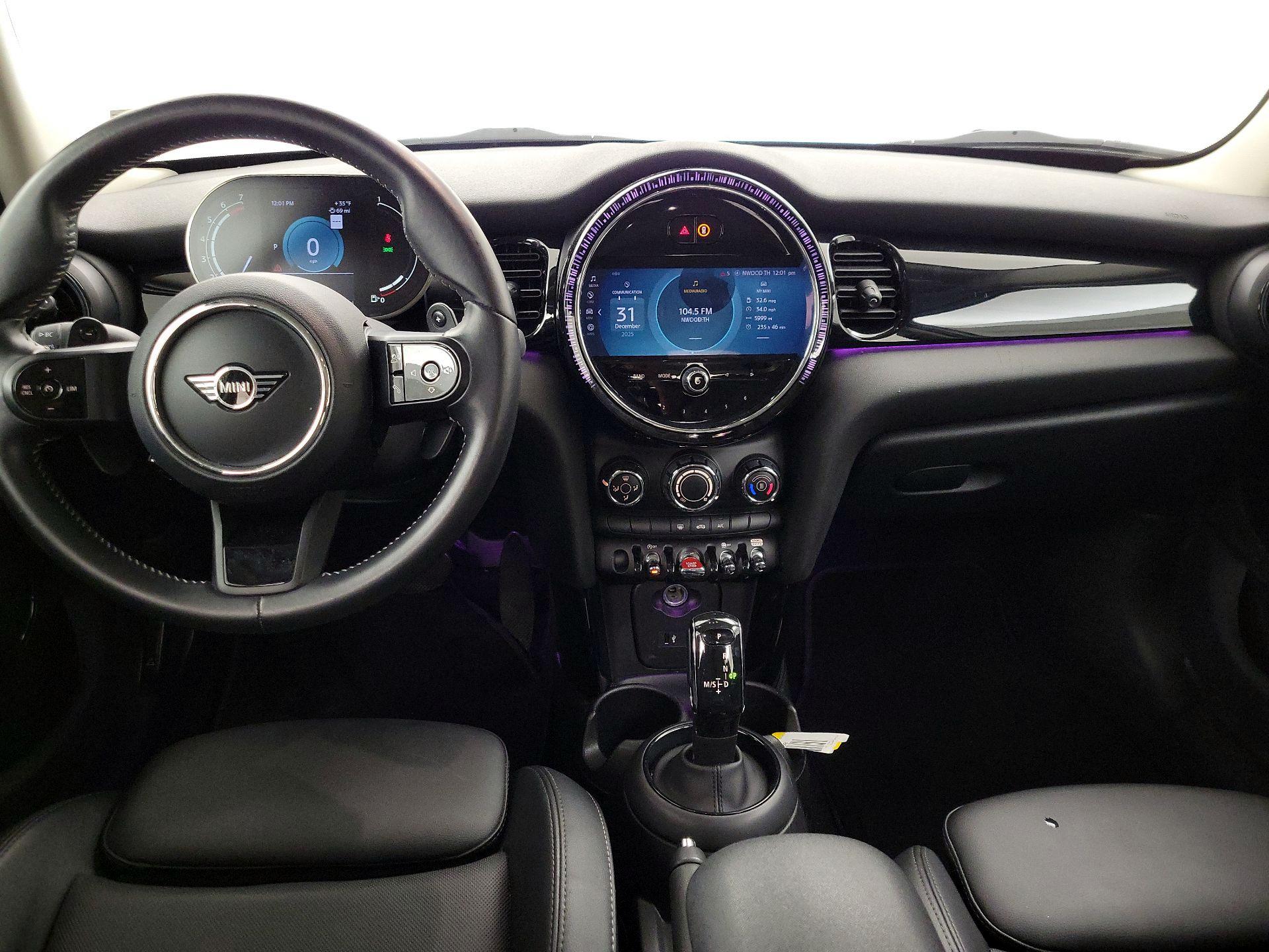 Thumbnail: 2022 MINI Cooper Hardtop - 9