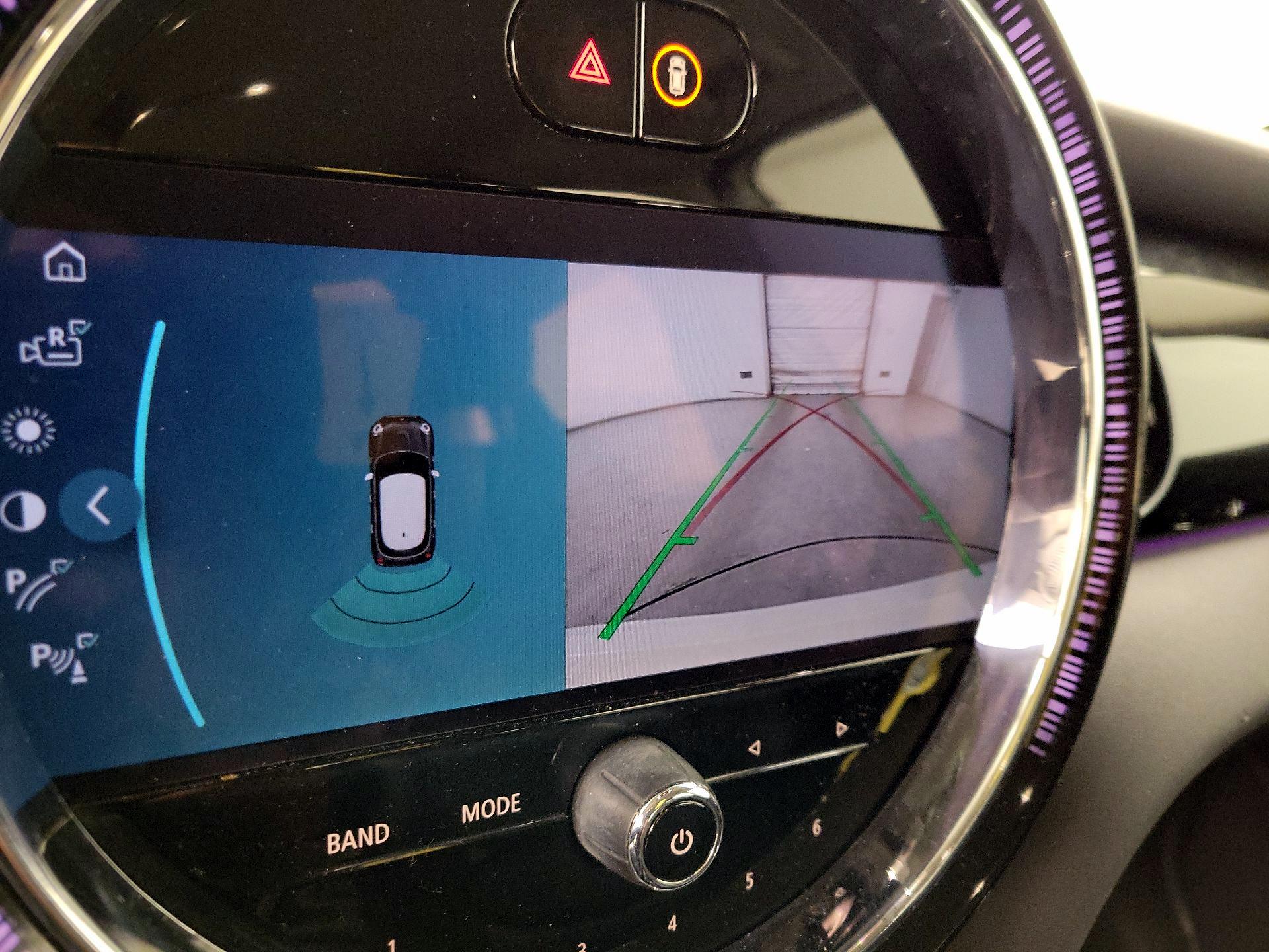 Thumbnail: 2022 MINI Cooper Hardtop - 14