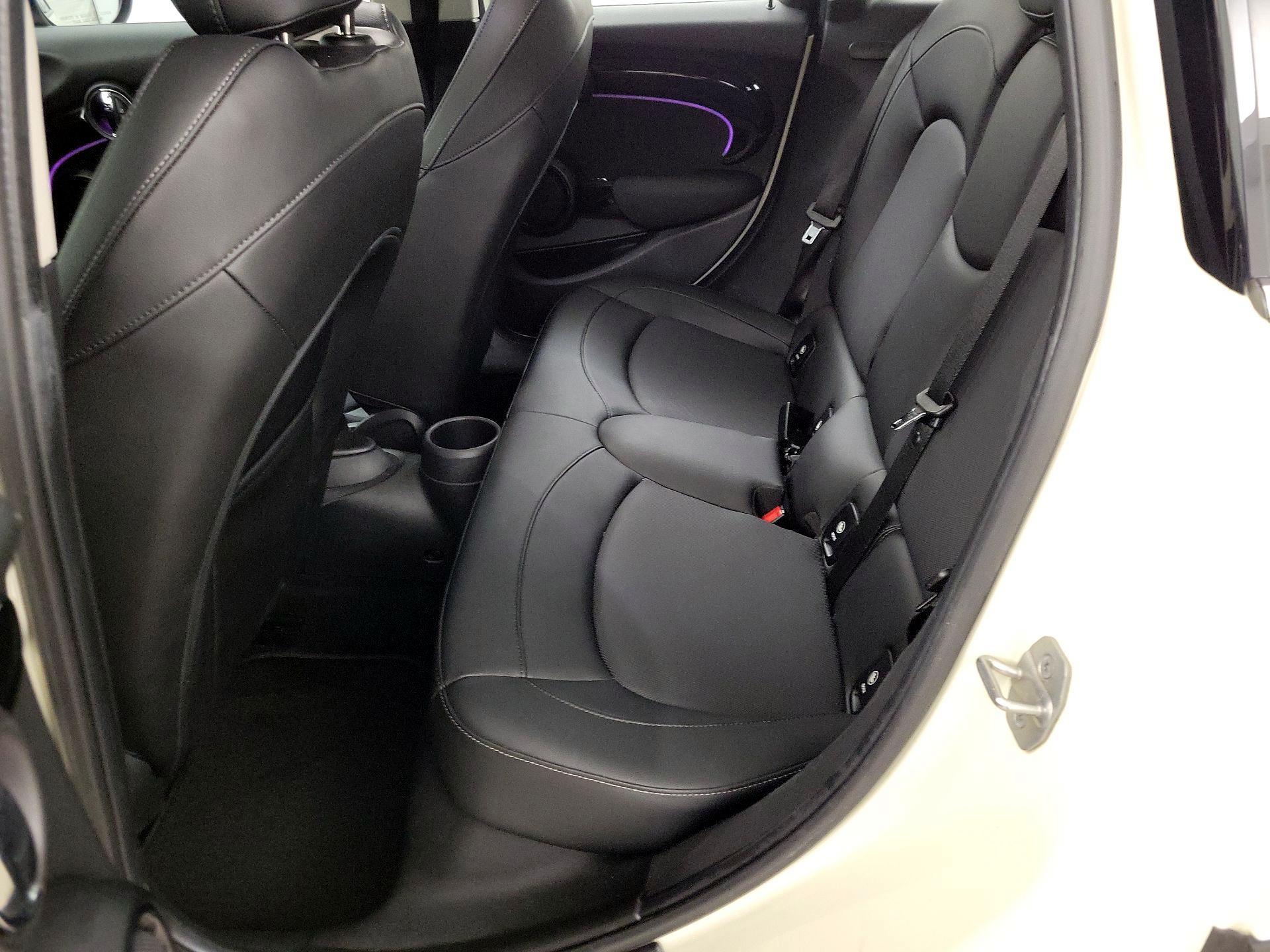 Thumbnail: 2022 MINI Cooper Hardtop - 19