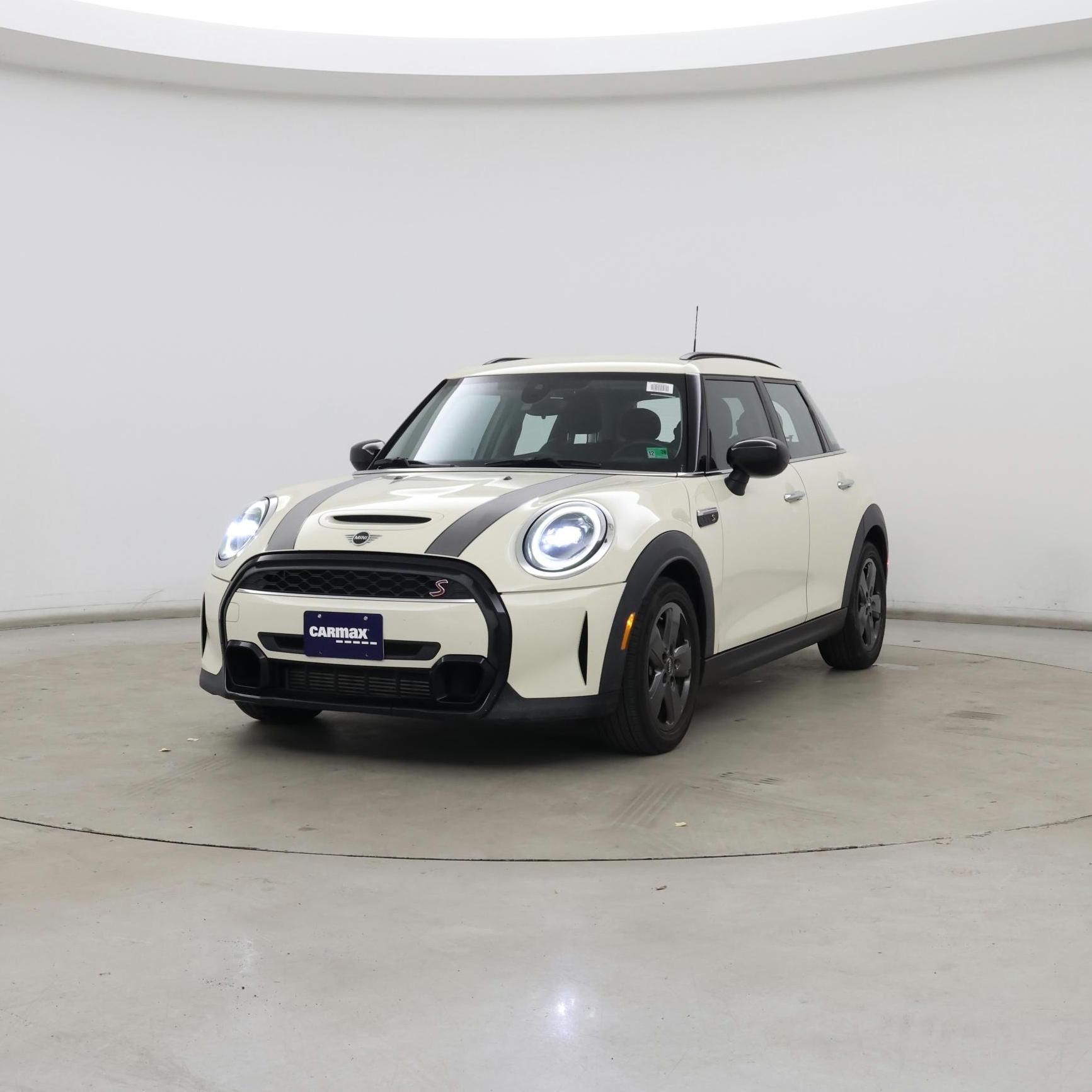 Thumbnail: 2022 MINI Cooper Hardtop - 4
