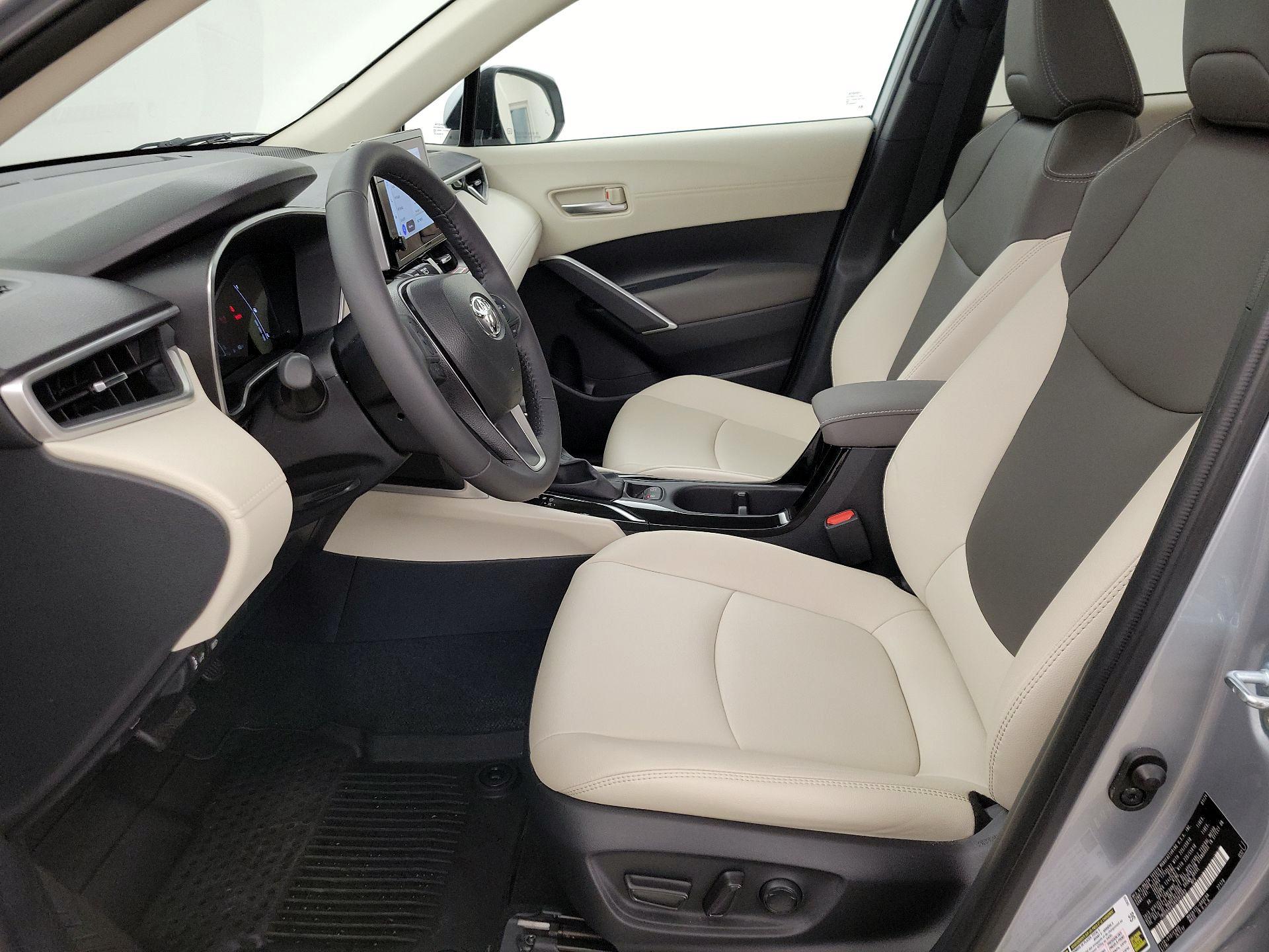 Thumbnail: 2024 Toyota Corolla Cross - 11