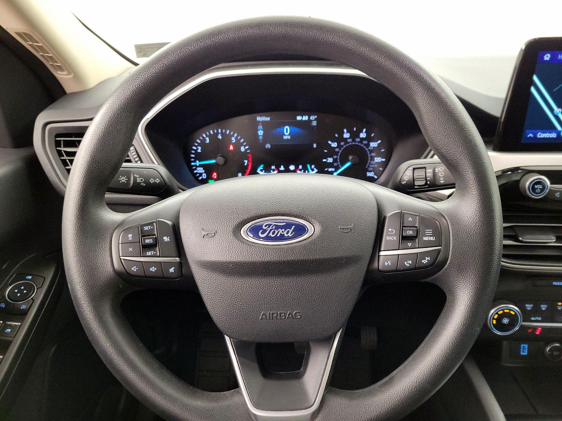 Thumbnail: 2020 Ford Escape - 10