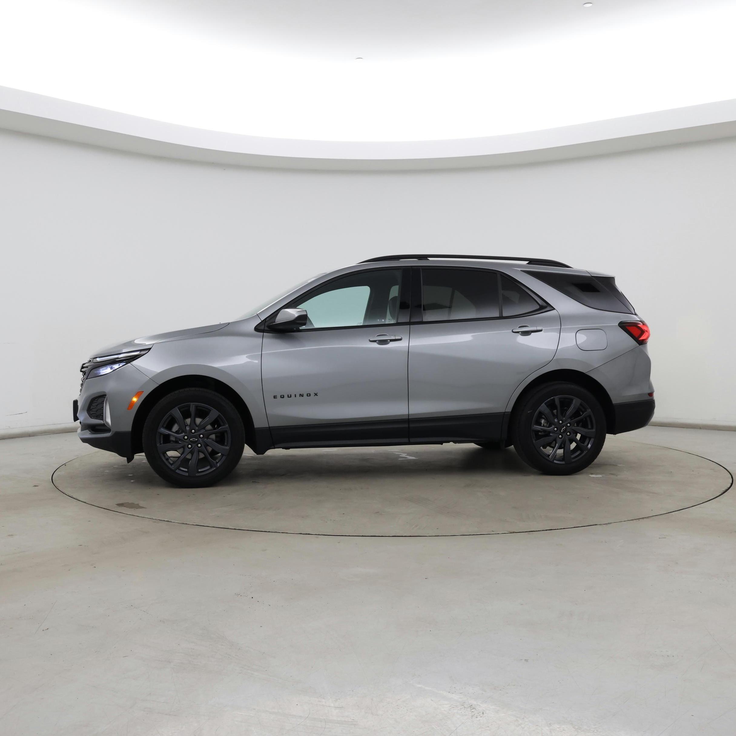 Thumbnail: 2024 Chevrolet Equinox - 3