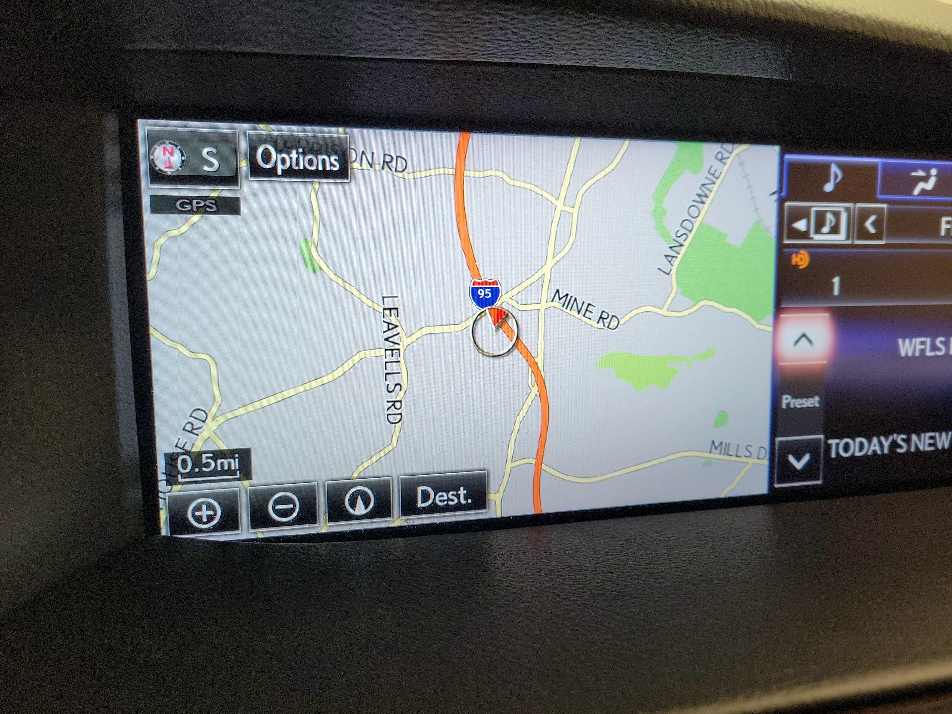 Thumbnail: 2015 Lexus LS - 14