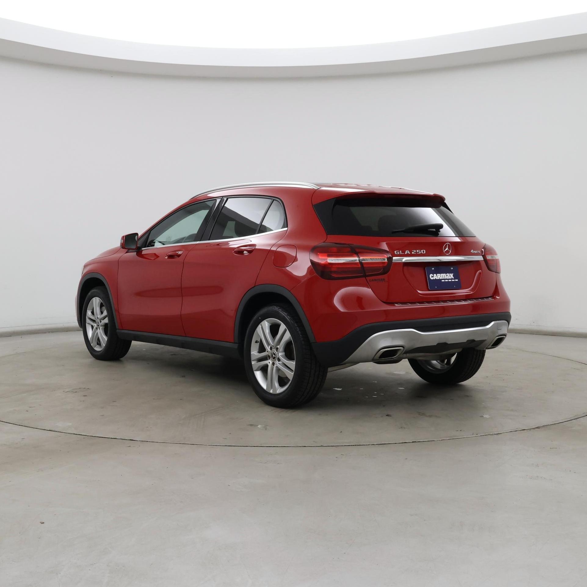 Thumbnail: 2019 Mercedes-Benz GLA - 2