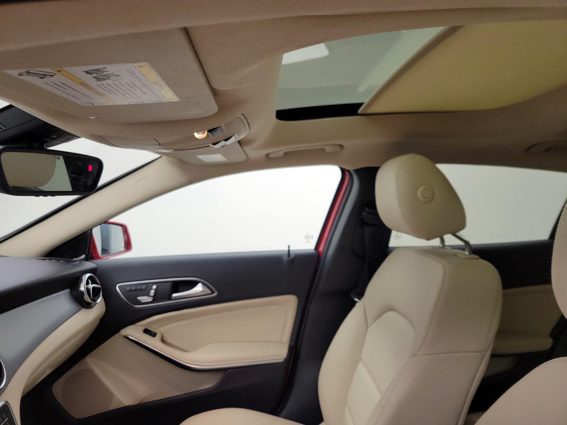 Thumbnail: 2019 Mercedes-Benz GLA - 20