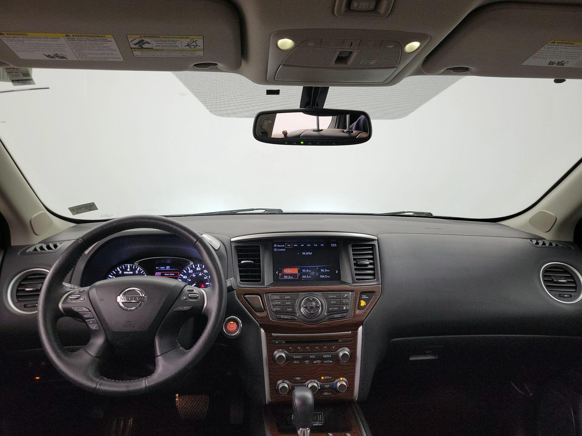 Thumbnail: 2020 Nissan Pathfinder - 9