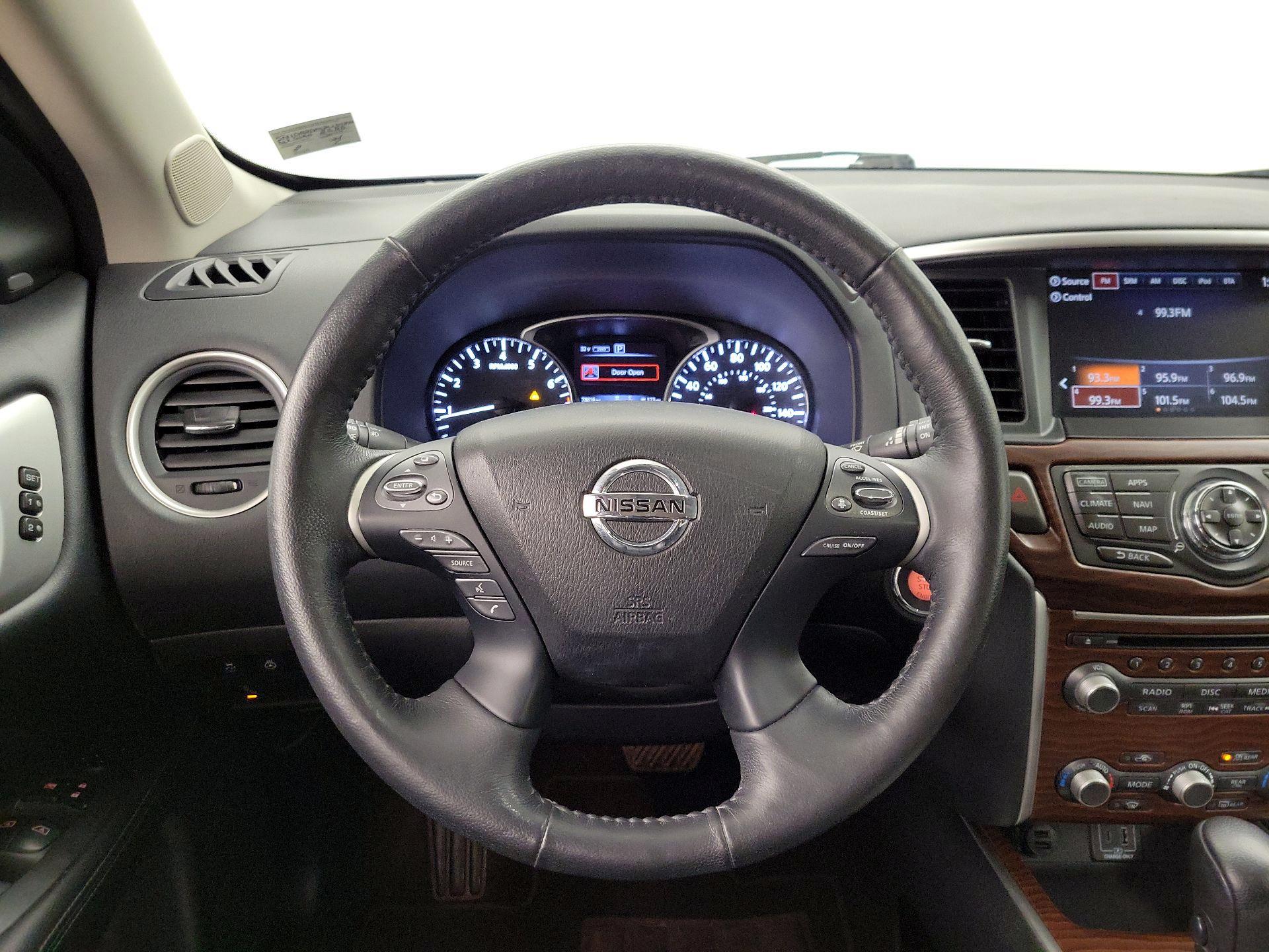 Thumbnail: 2020 Nissan Pathfinder - 10