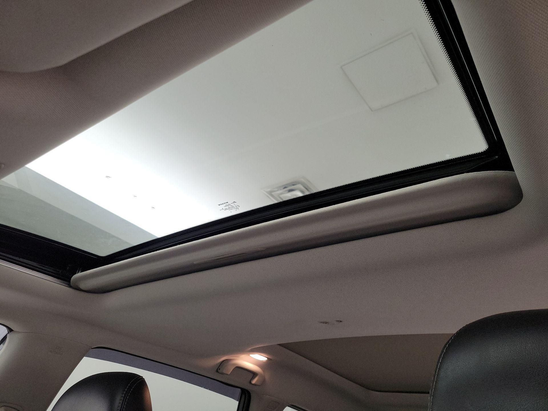 Thumbnail: 2020 Nissan Pathfinder - 20