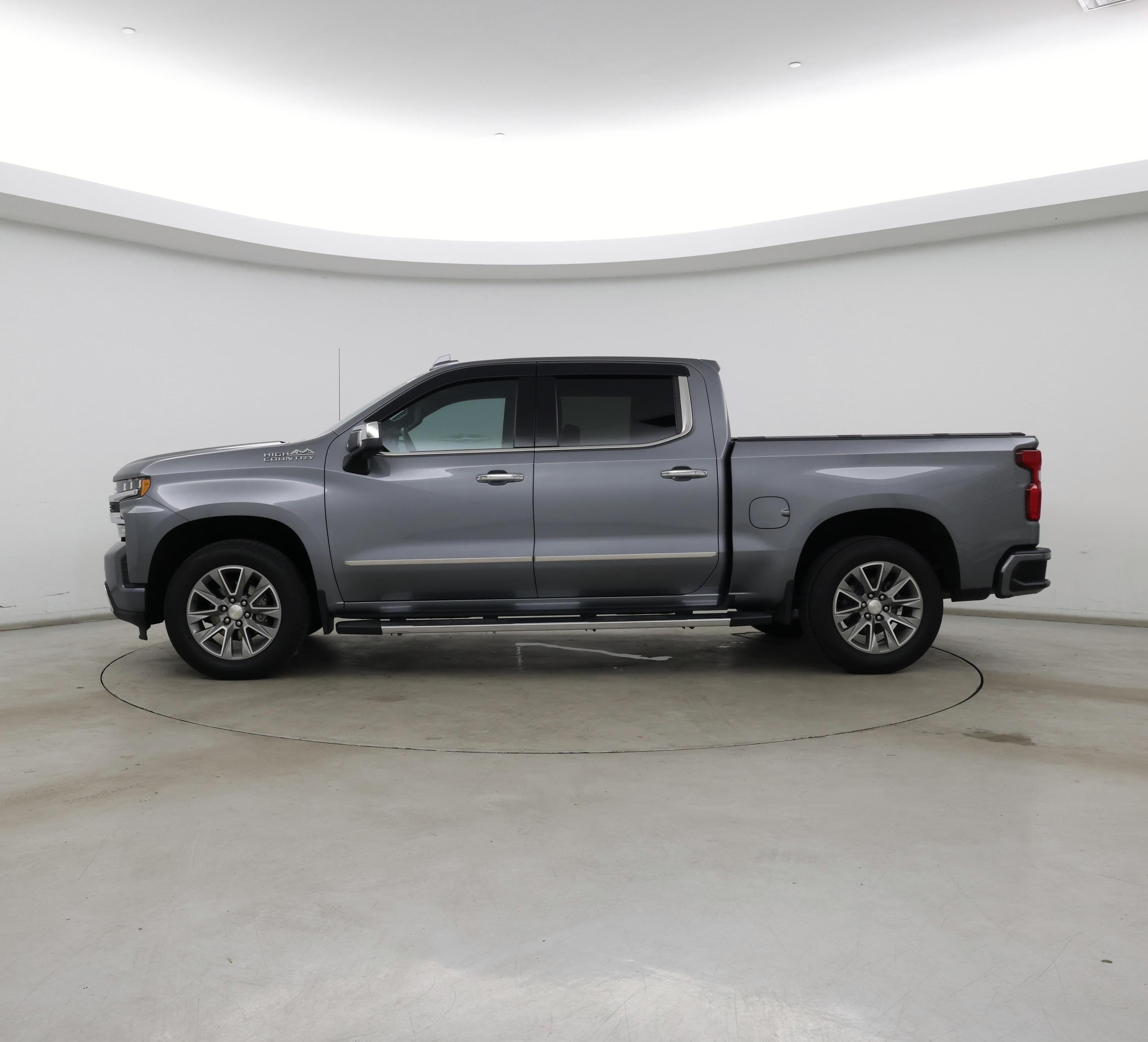 Thumbnail: 2020 Chevrolet Silverado 1500 - 3