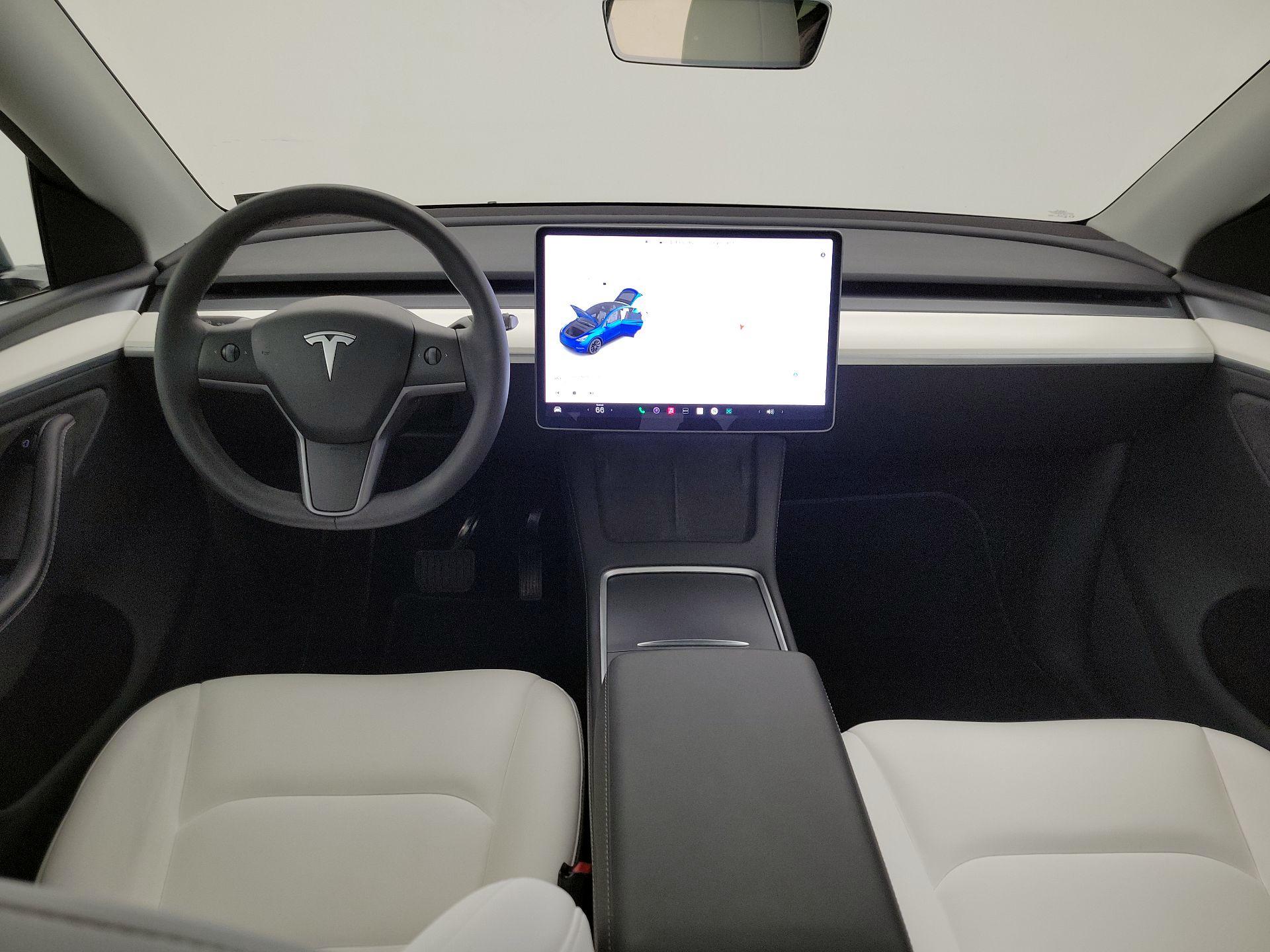 Thumbnail: 2024 Tesla Model Y - 9