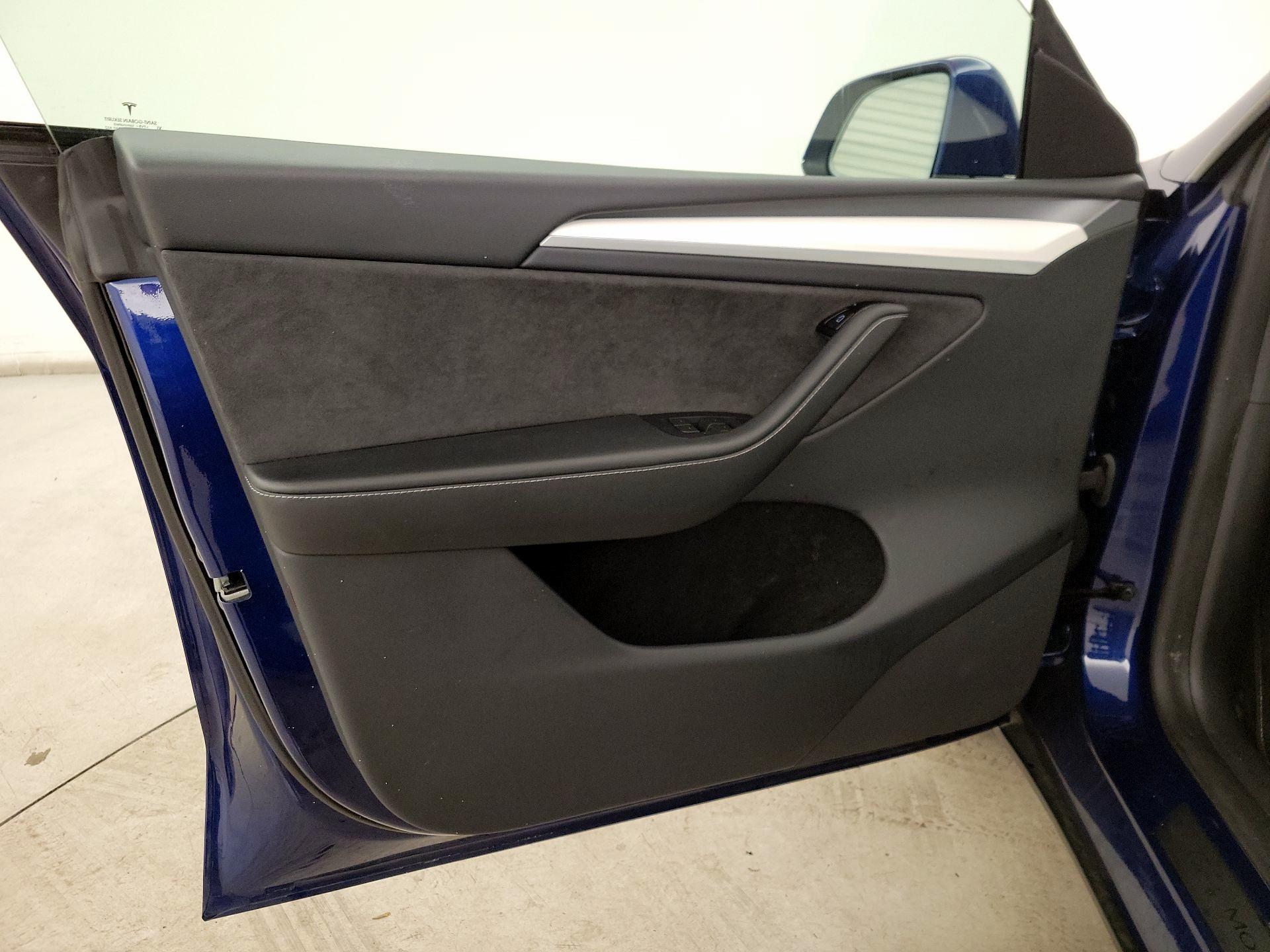 Thumbnail: 2024 Tesla Model Y - 12