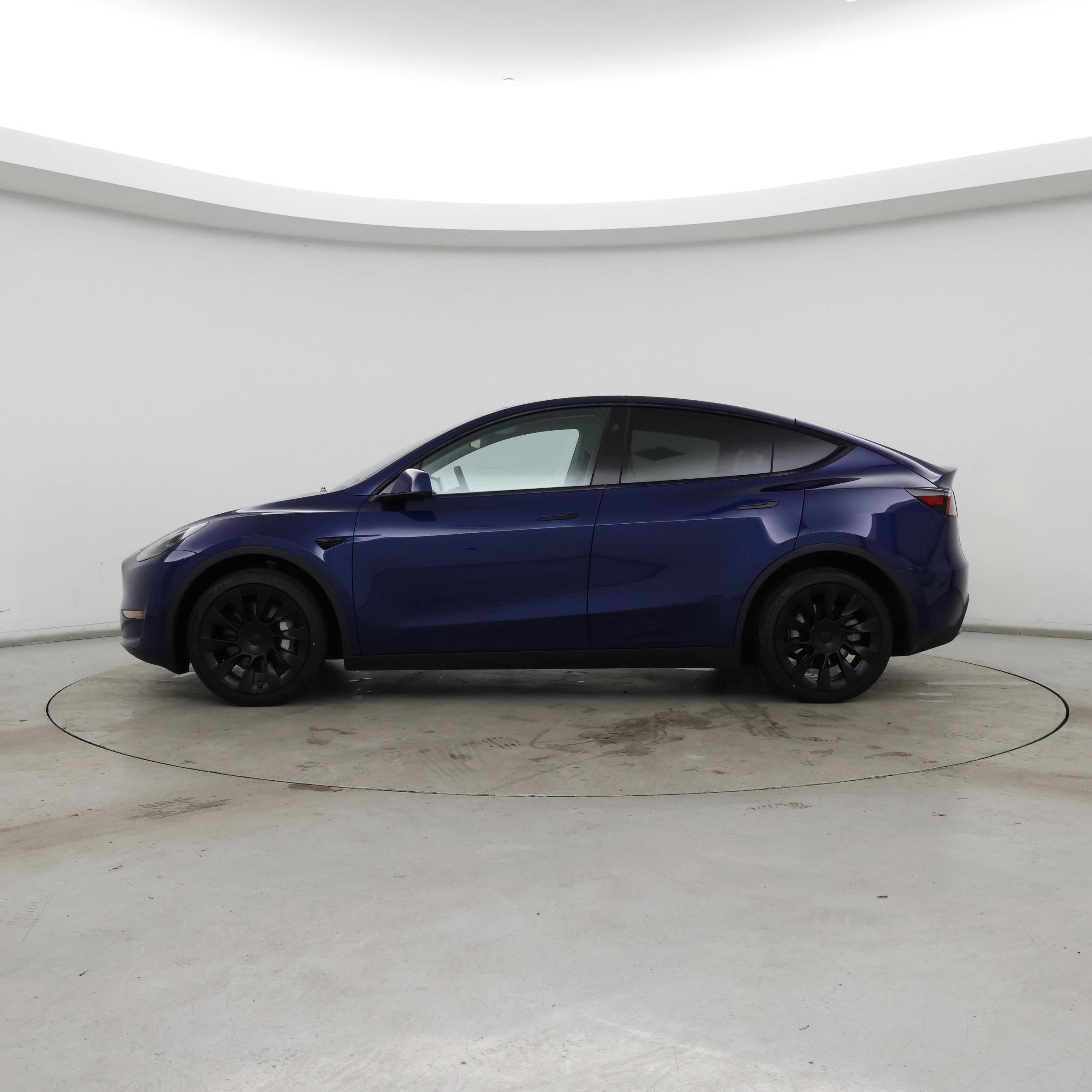 Thumbnail: 2024 Tesla Model Y - 3