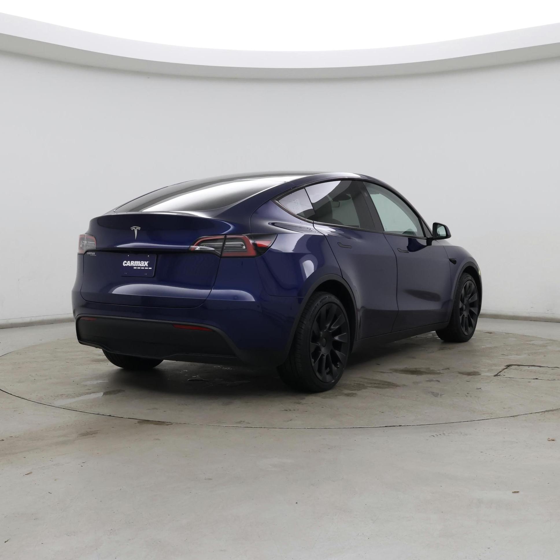 Thumbnail: 2024 Tesla Model Y - 8