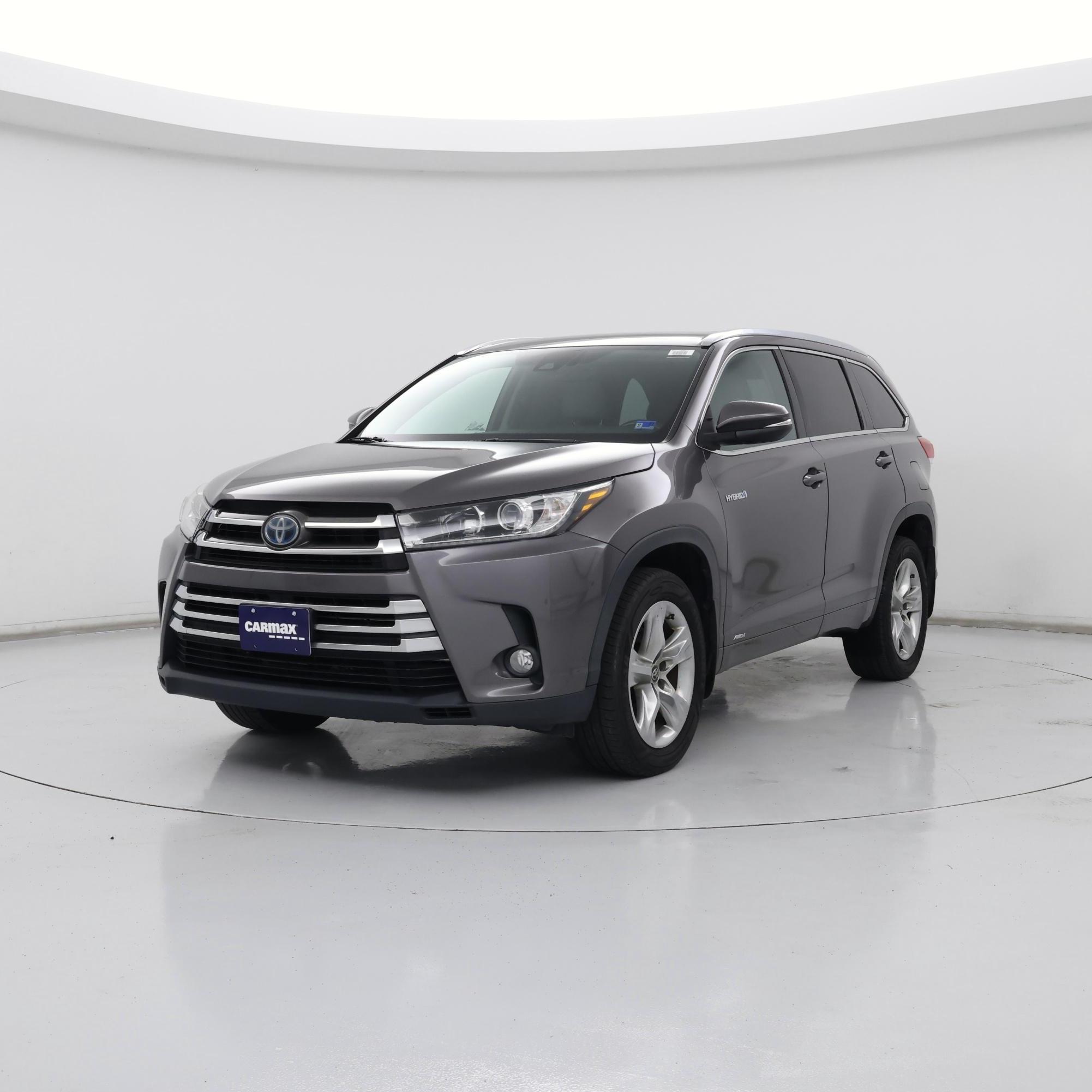 Thumbnail: 2017 Toyota Highlander - 4