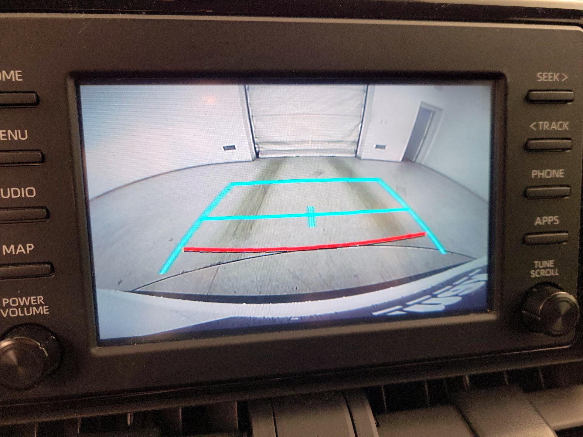 Thumbnail: 2019 Toyota RAV4 - 14