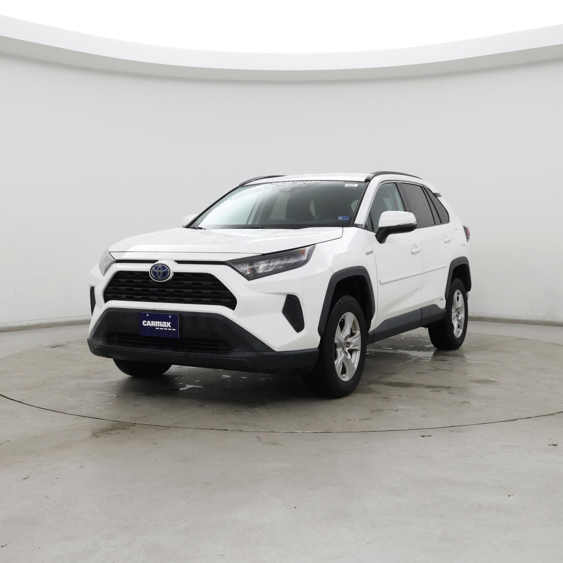 Thumbnail: 2019 Toyota RAV4 - 4