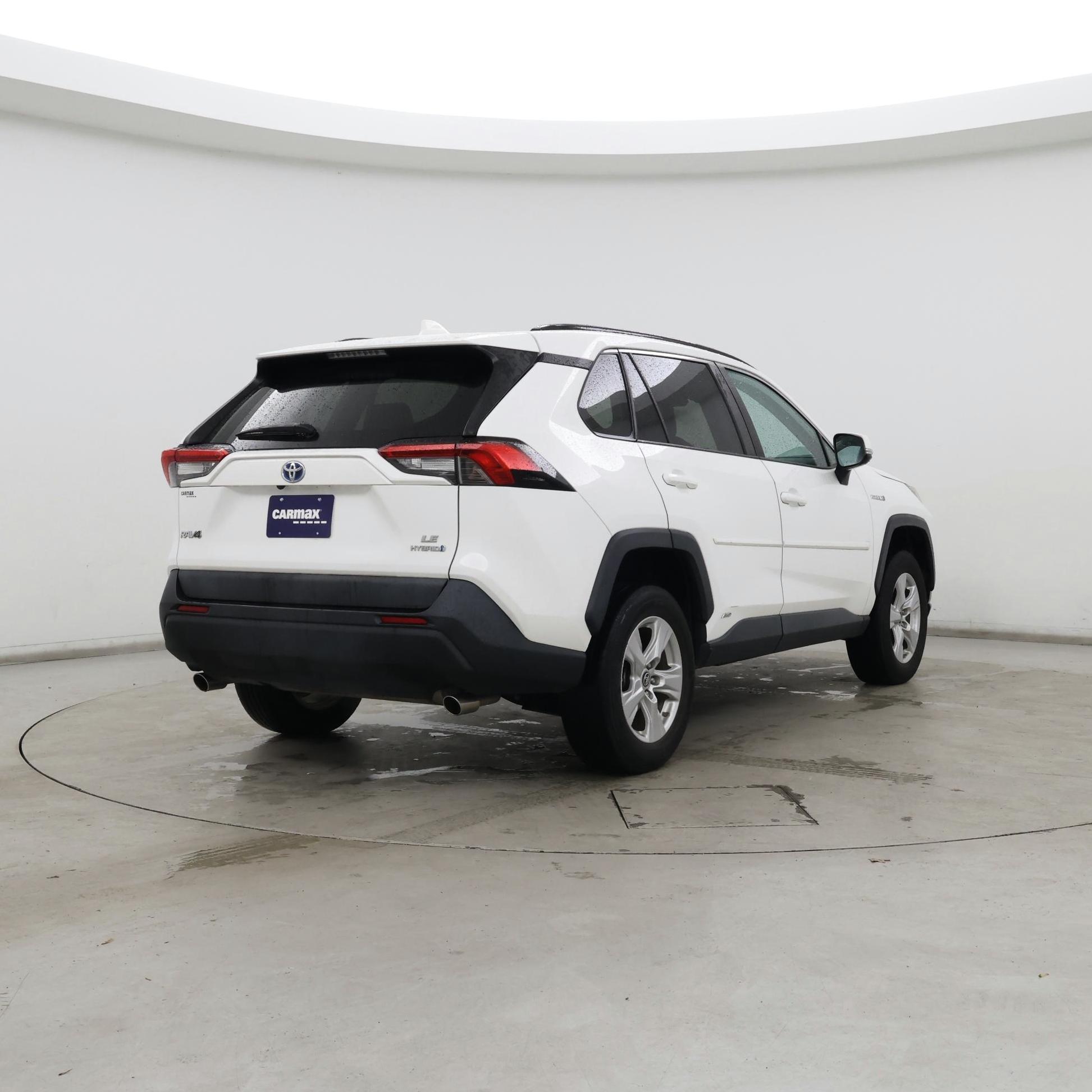Thumbnail: 2019 Toyota RAV4 - 8