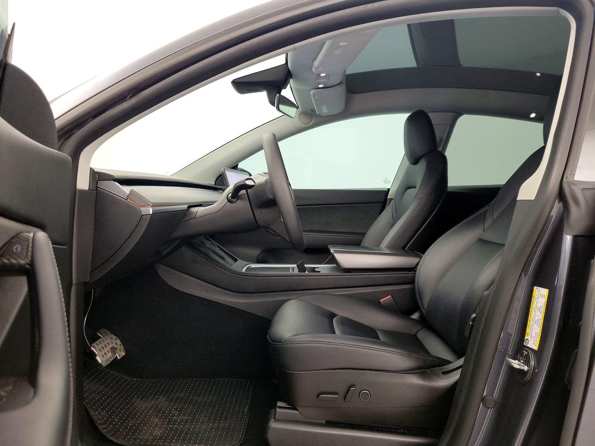 Thumbnail: 2022 Tesla Model Y - 11