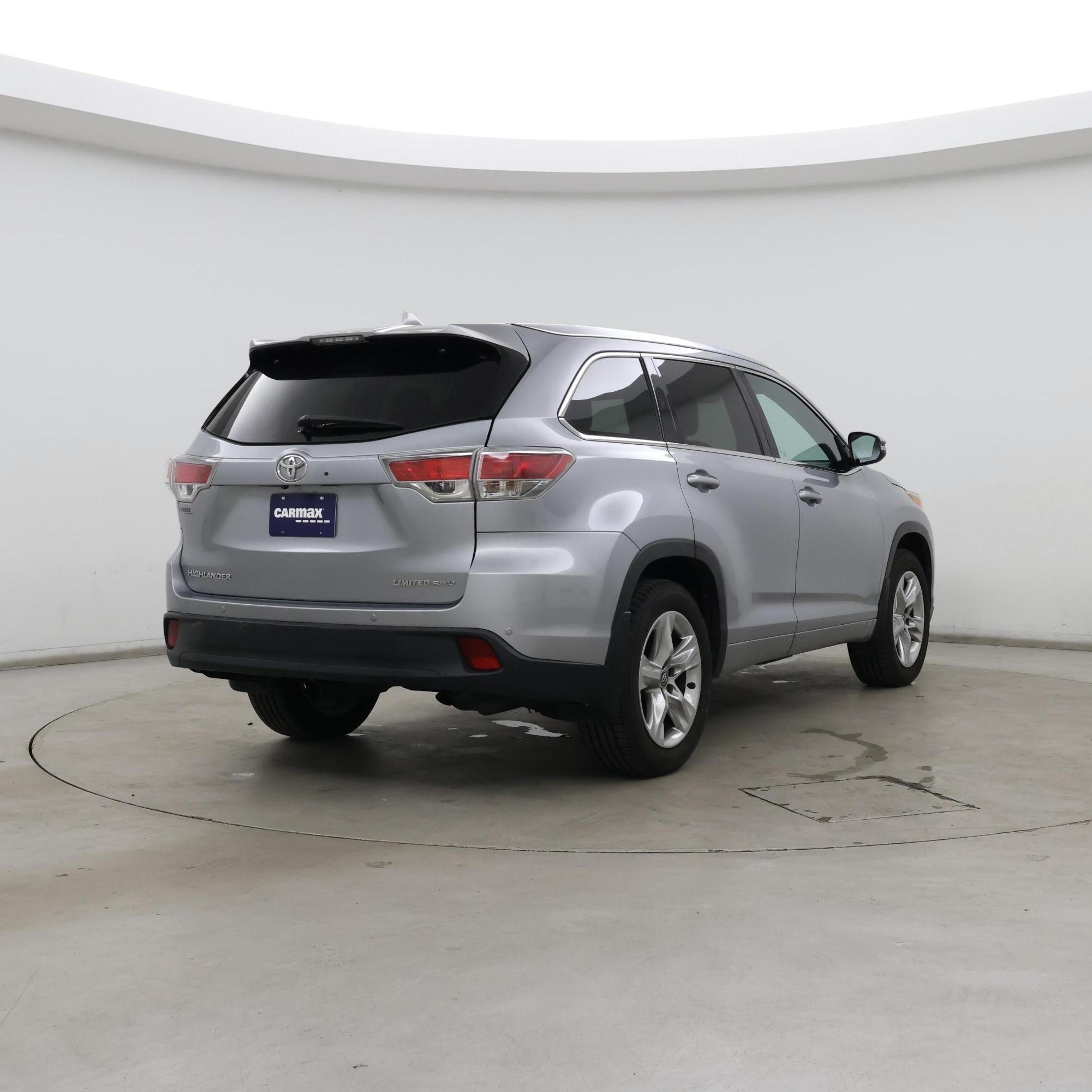 Thumbnail: 2016 Toyota Highlander - 8