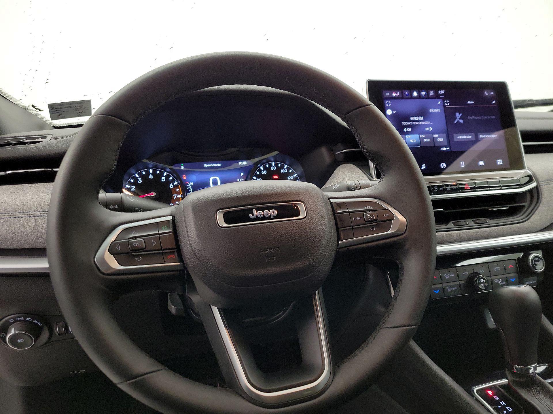 Thumbnail: 2024 Jeep Compass - 10