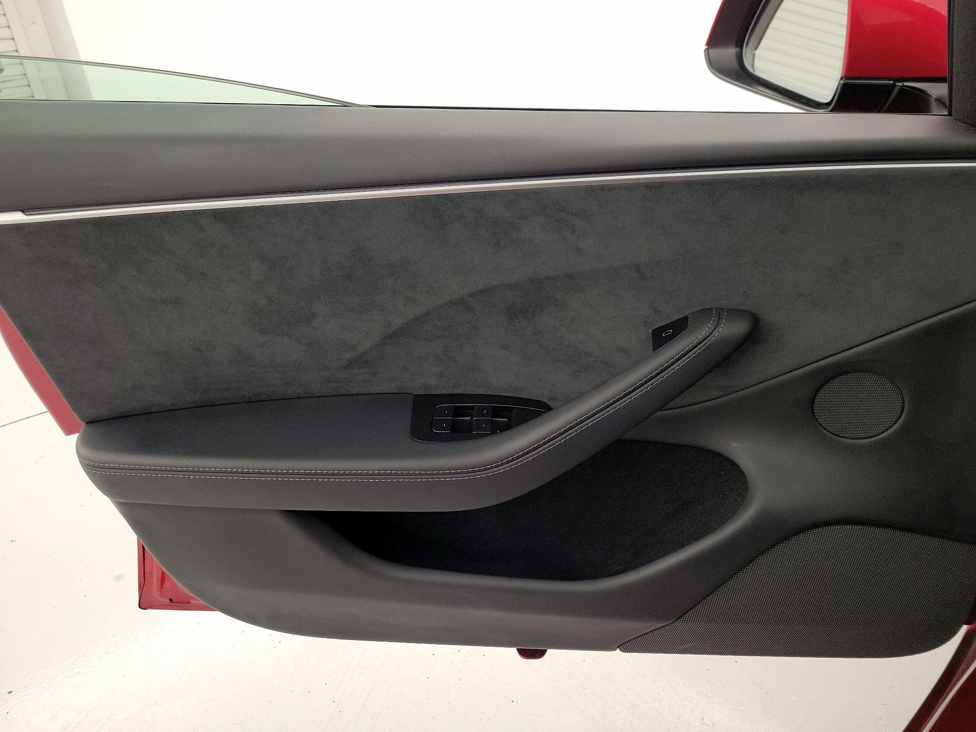 Thumbnail: 2024 Tesla Model 3 - 12