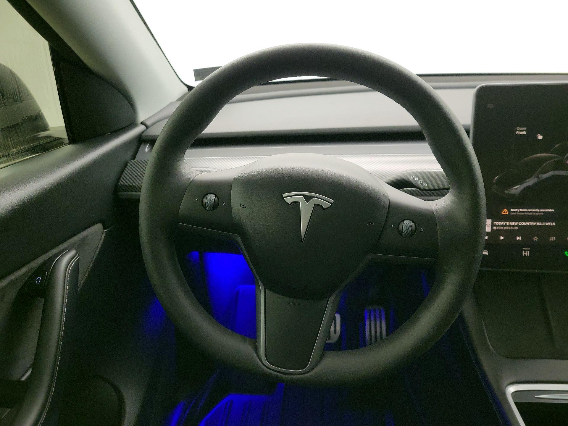 Thumbnail: 2022 Tesla Model Y - 10