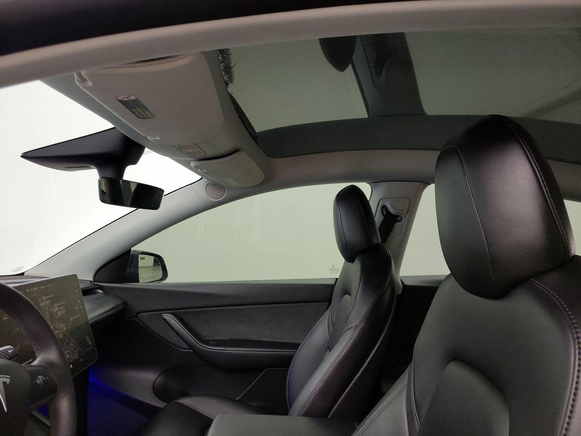 Thumbnail: 2022 Tesla Model Y - 19