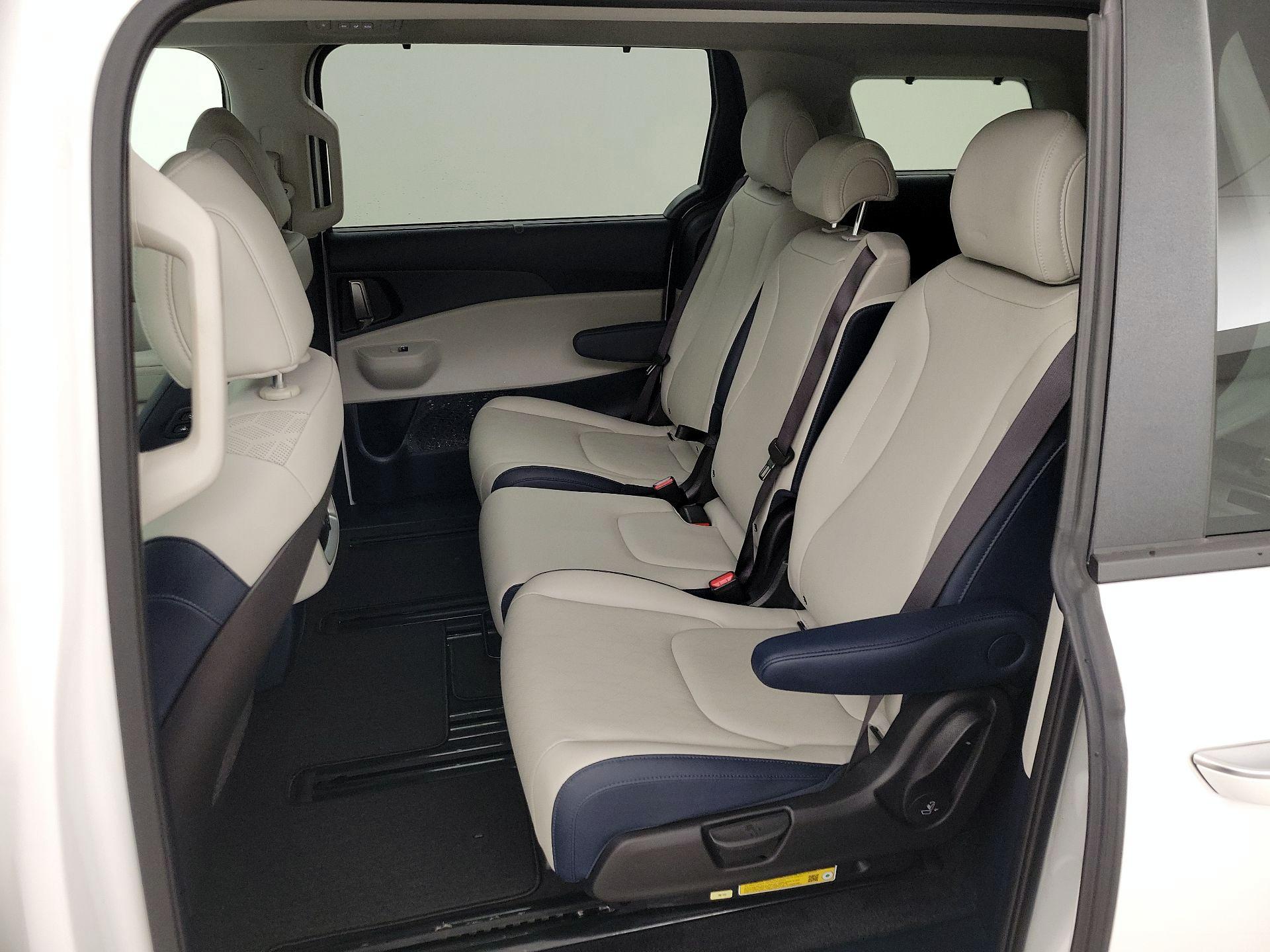 Thumbnail: 2025 Kia Carnival - 20