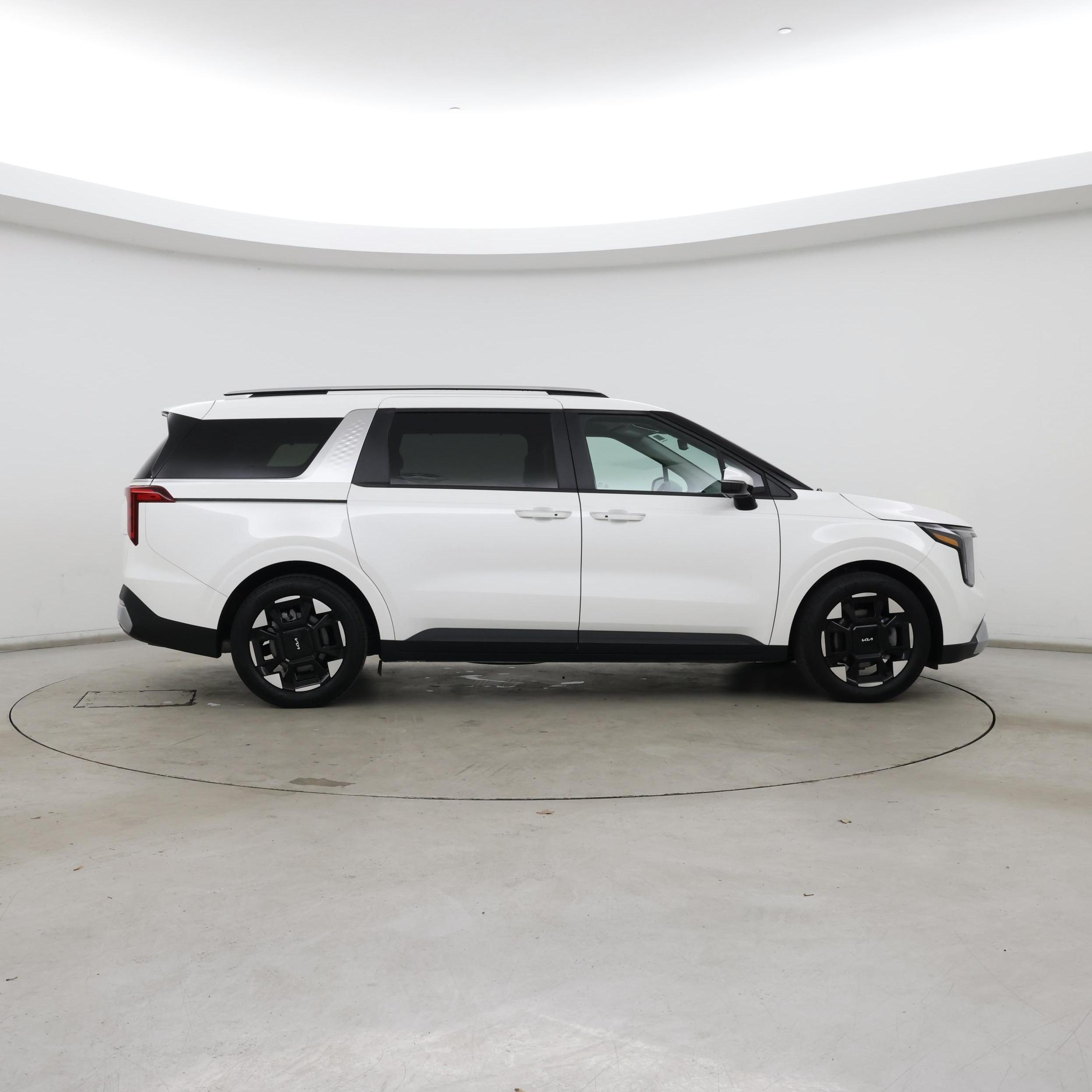 Thumbnail: 2025 Kia Carnival - 7