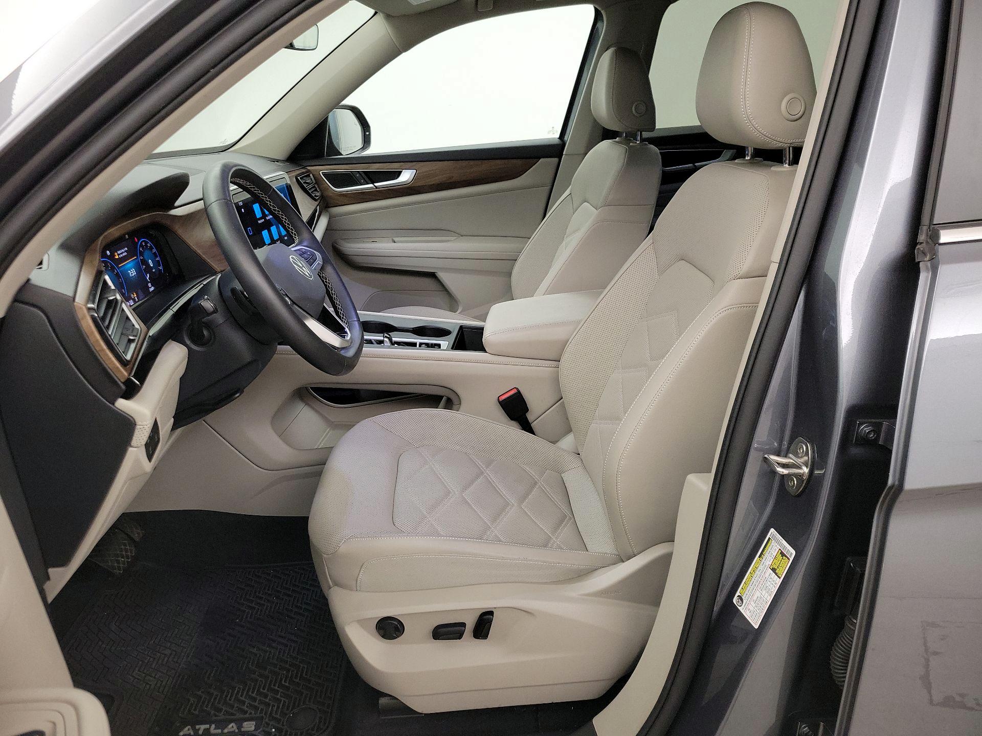 Thumbnail: 2024 Volkswagen Atlas - 11