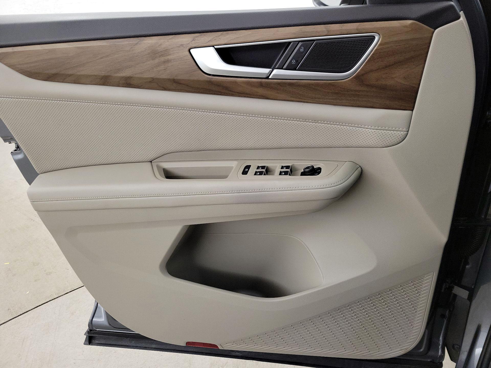 Thumbnail: 2024 Volkswagen Atlas - 12