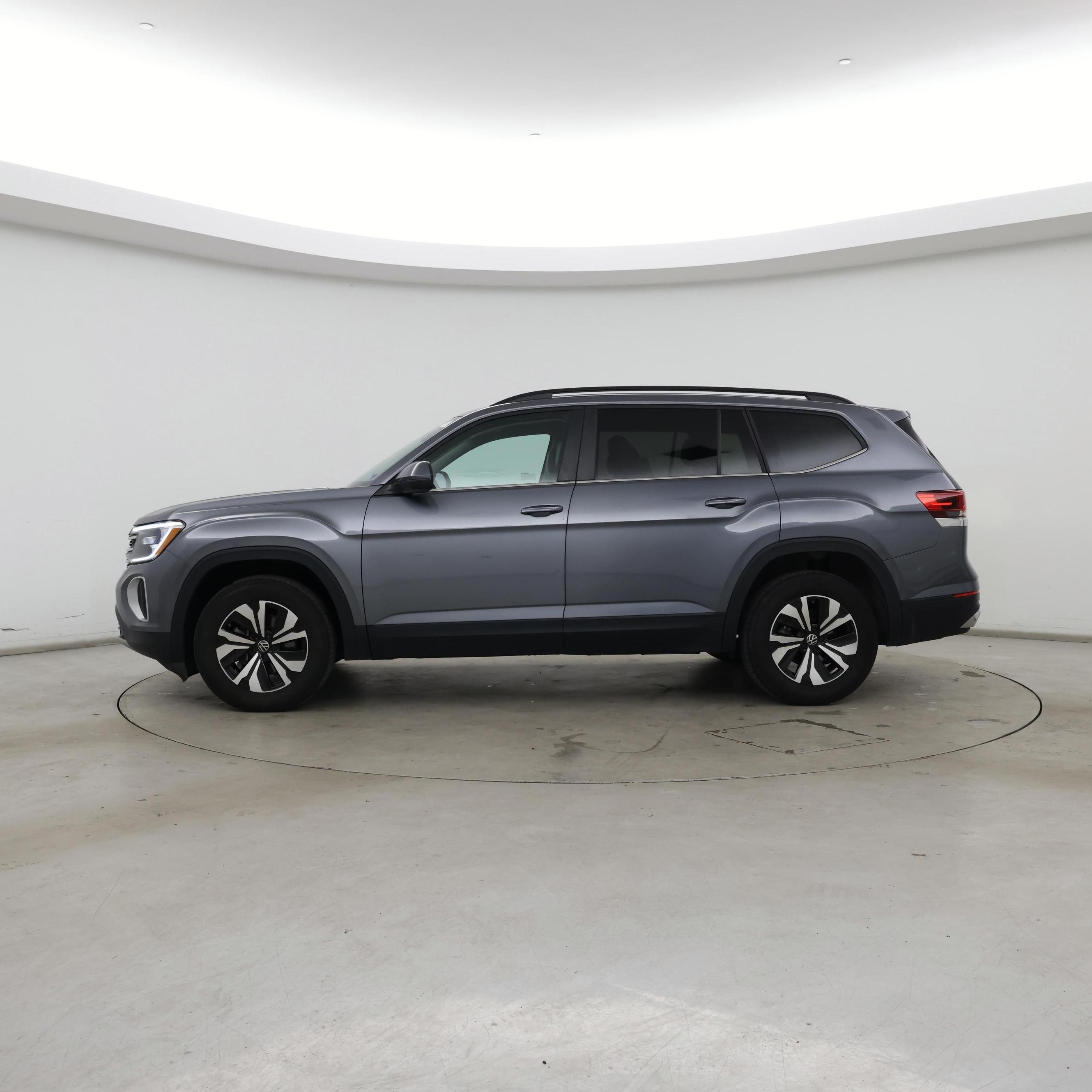 Thumbnail: 2024 Volkswagen Atlas - 3