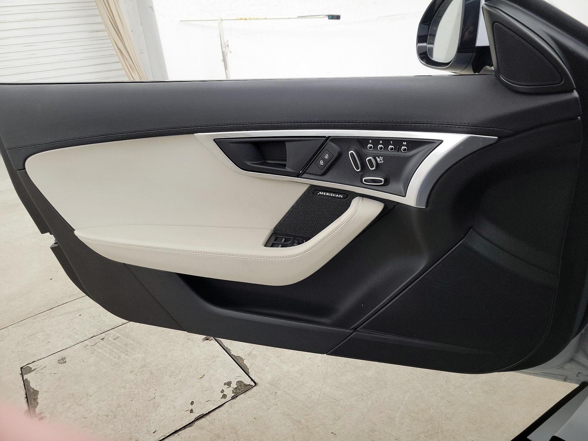 Thumbnail: 2021 Jaguar F-Type - 12