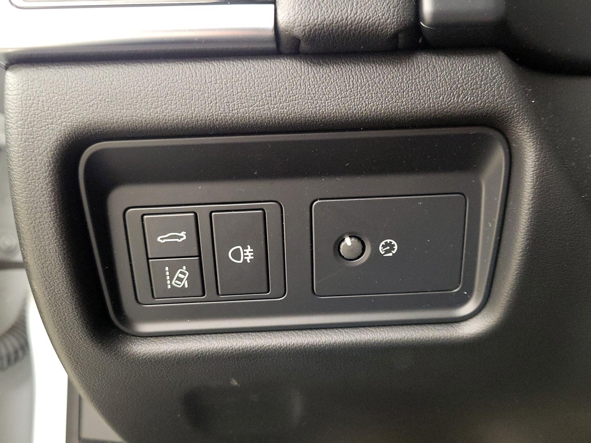 Thumbnail: 2021 Jaguar F-Type - 13