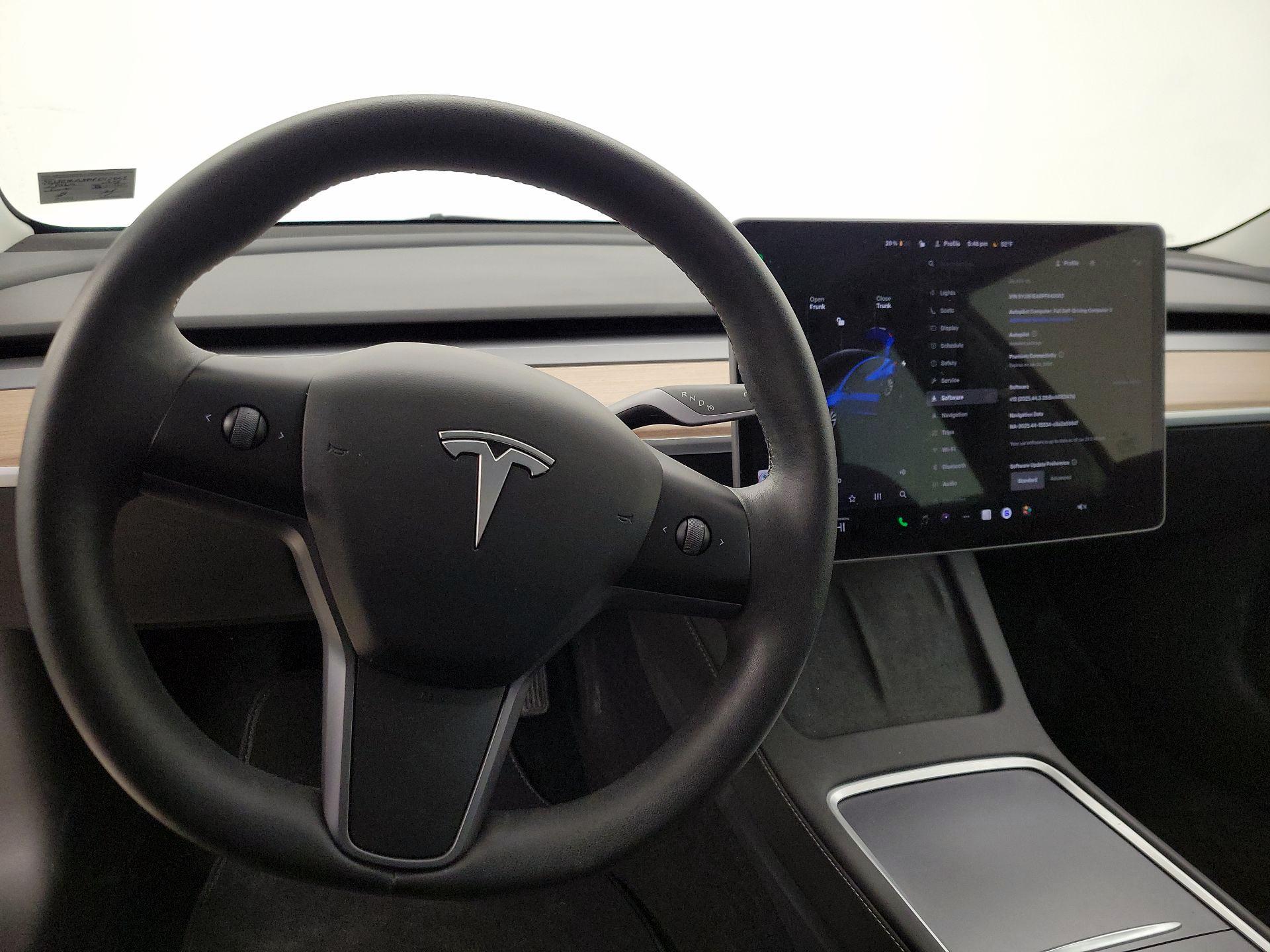 Thumbnail: 2023 Tesla Model 3 - 10