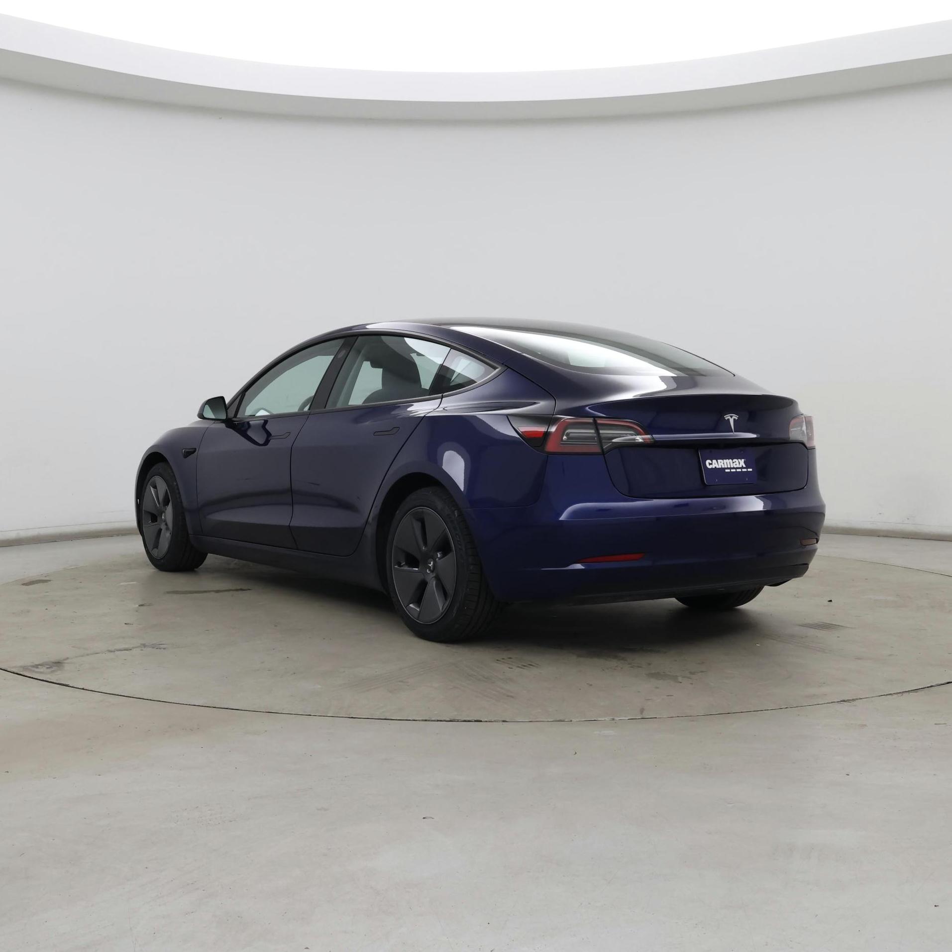 Thumbnail: 2023 Tesla Model 3 - 2