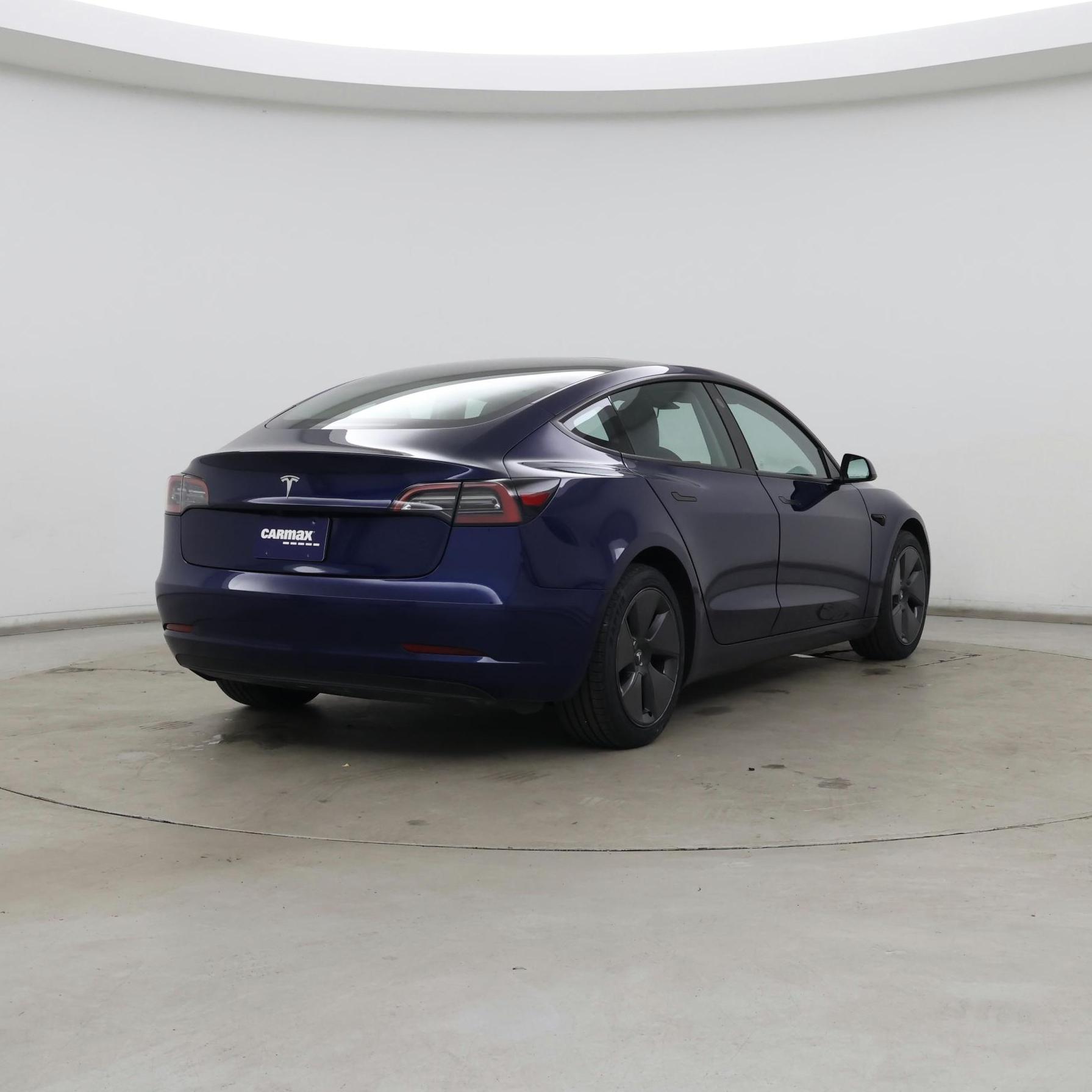 Thumbnail: 2023 Tesla Model 3 - 8