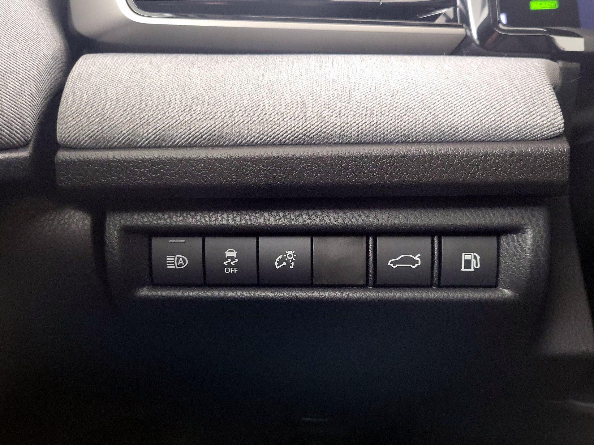 Thumbnail: 2026 Toyota Camry - 13