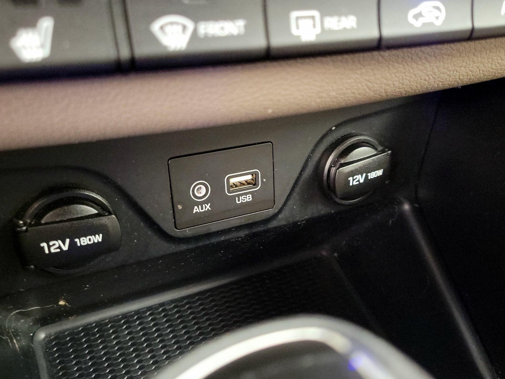 Thumbnail: 2019 Hyundai Tucson - 18