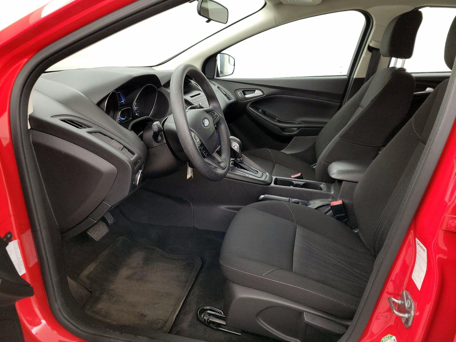 Thumbnail: 2017 Ford Focus - 11