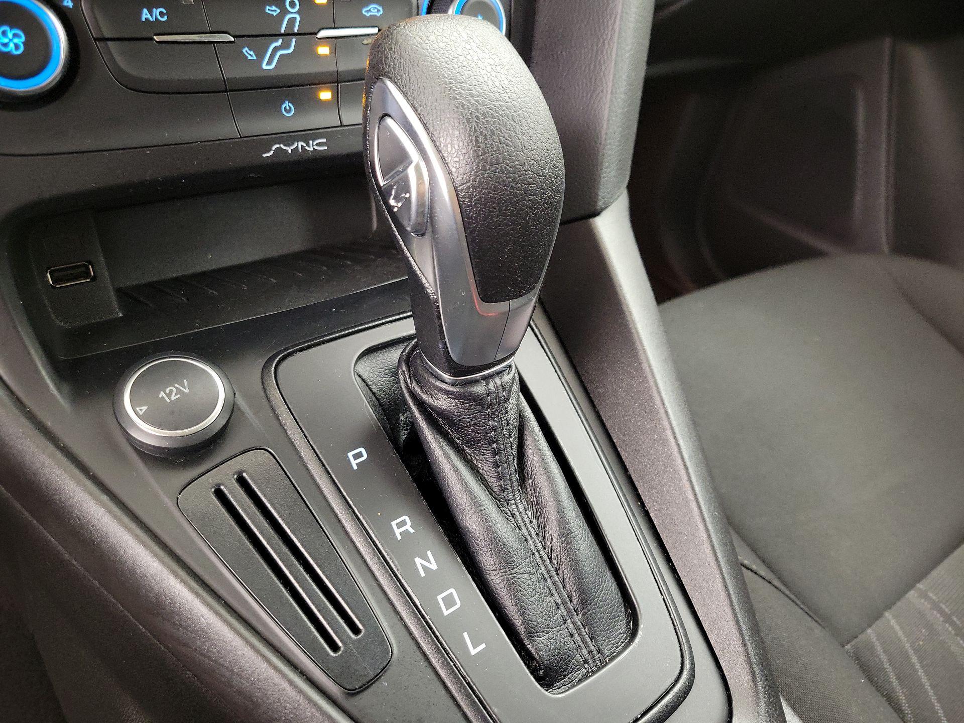 Thumbnail: 2017 Ford Focus - 17