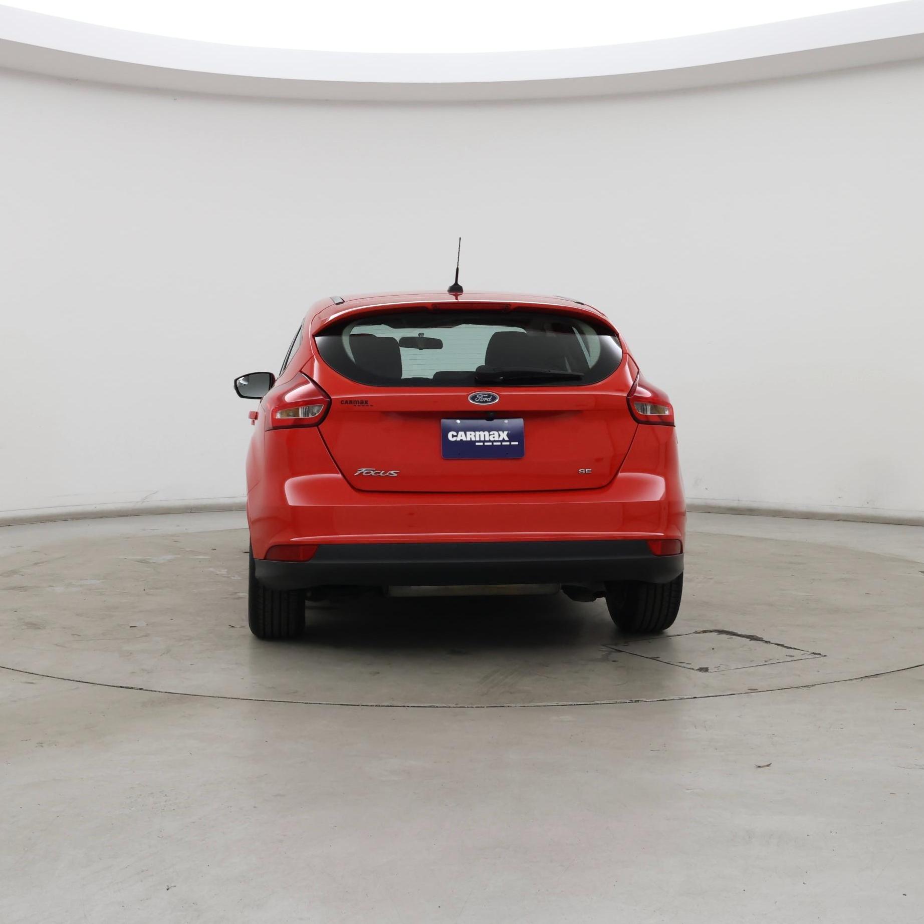 Thumbnail: 2017 Ford Focus - 6